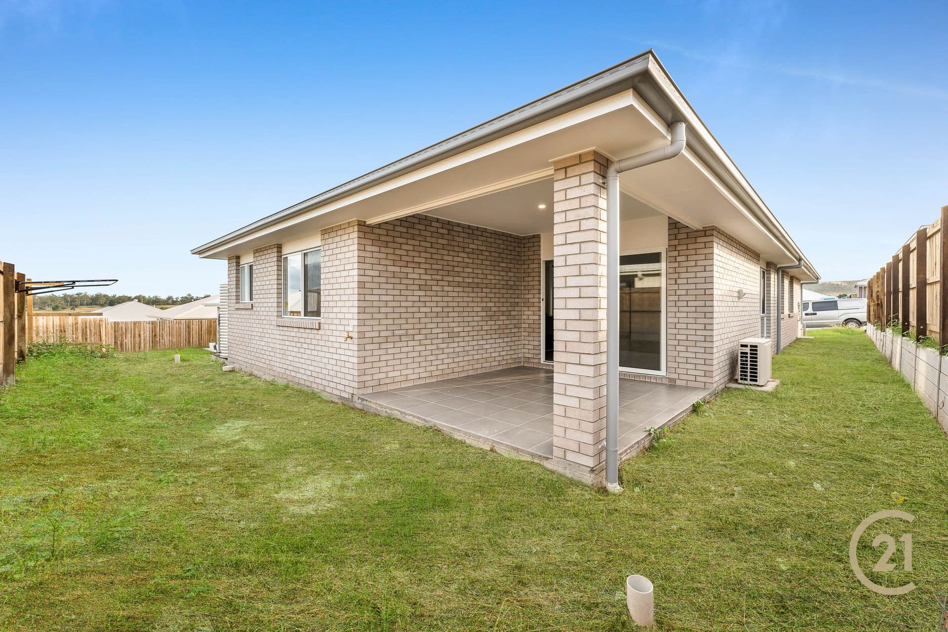 7 Hewett Street, Walloon, QLD, 4306, Walloon - Thumbnail 3