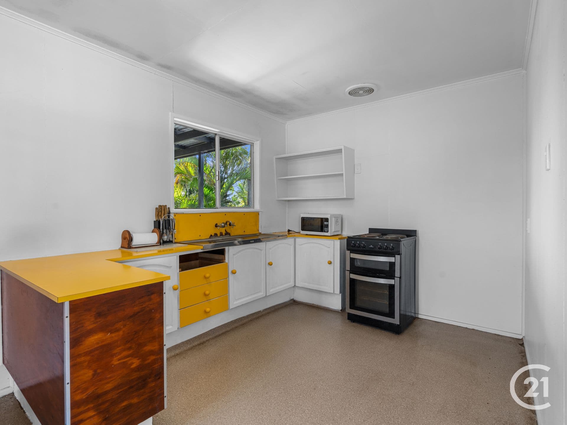 229 Whitehill Road, Raceview, QLD, 4305, Raceview - Thumbnail 4