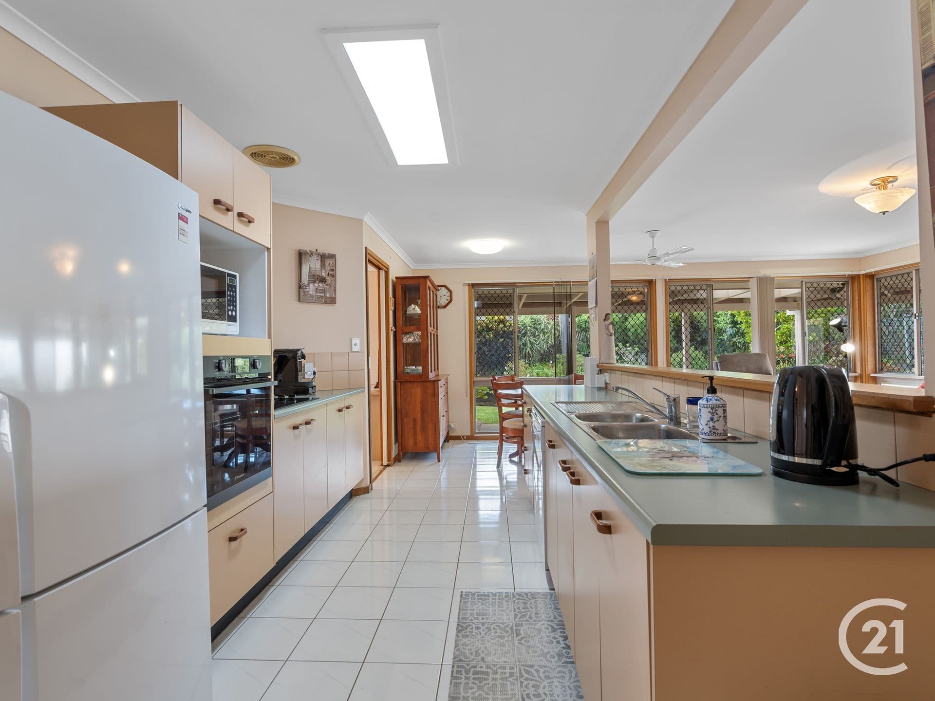 11 Alfred Place, Flinders View, QLD, 4305, Flinders View - Thumbnail 8