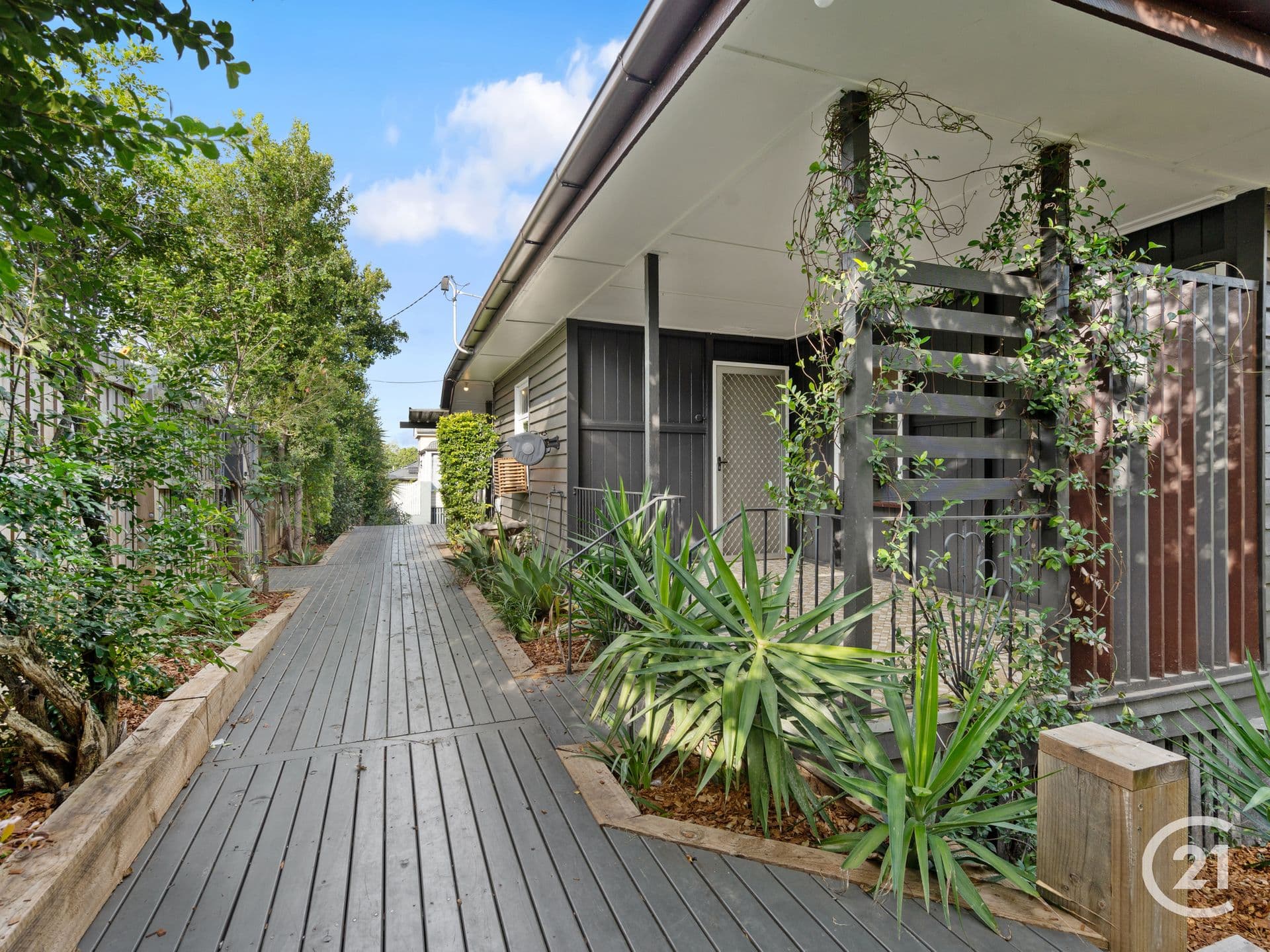 15 Delacy Street, North Ipswich, QLD, 4305, North Ipswich - Thumbnail 2