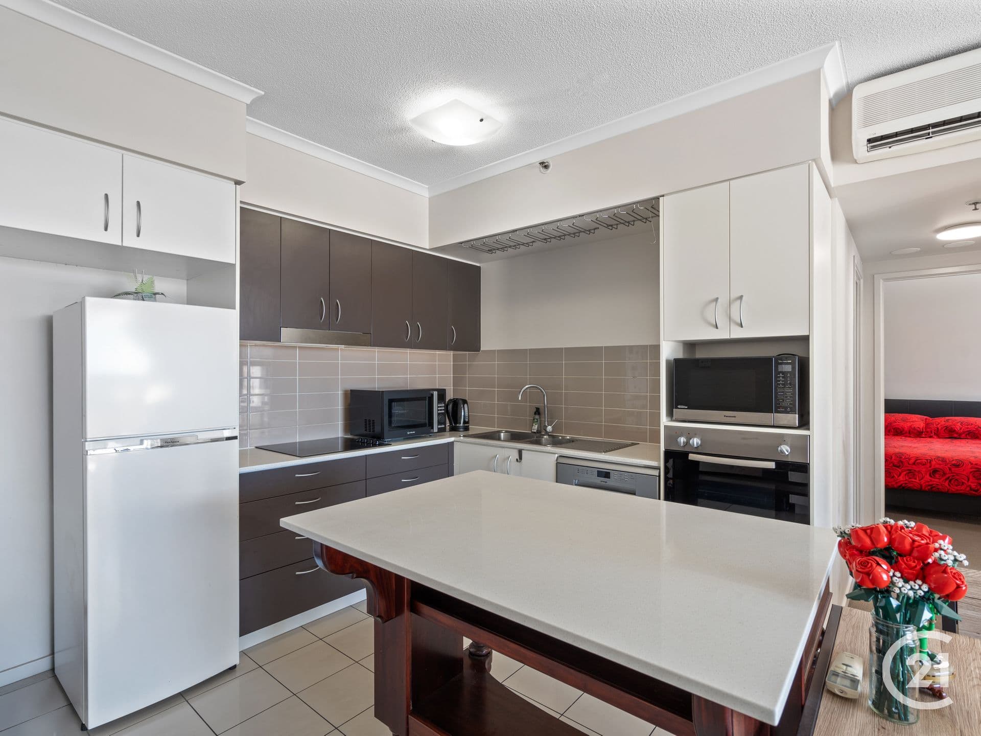 902/11 Ellenborough Street, Woodend, QLD, 4305, Woodend - Thumbnail 3