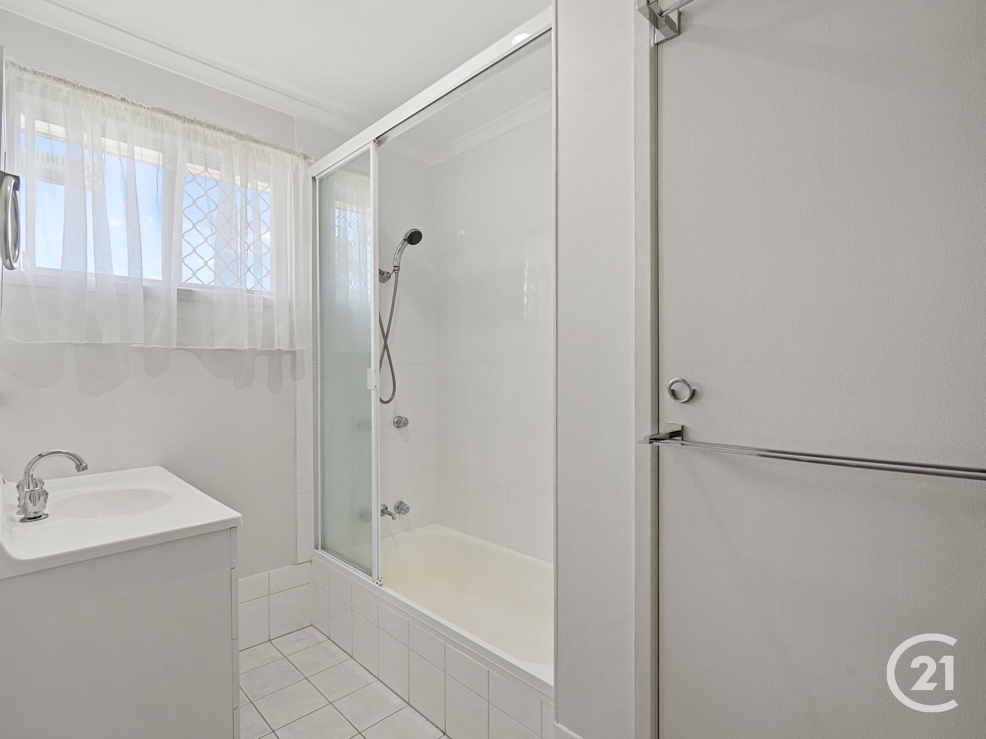 6 Bottomley Street, Brassall, QLD, 4305, Brassall - Thumbnail 8