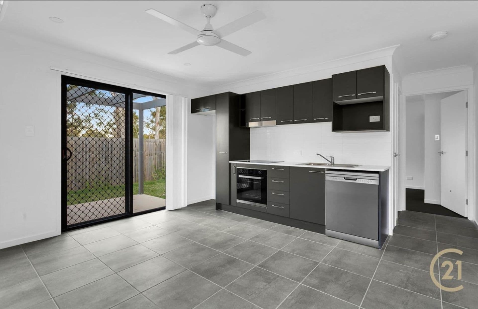 2/30 Ryan Road, Redbank Plains, QLD, 4301, Redbank Plains - Thumbnail 3