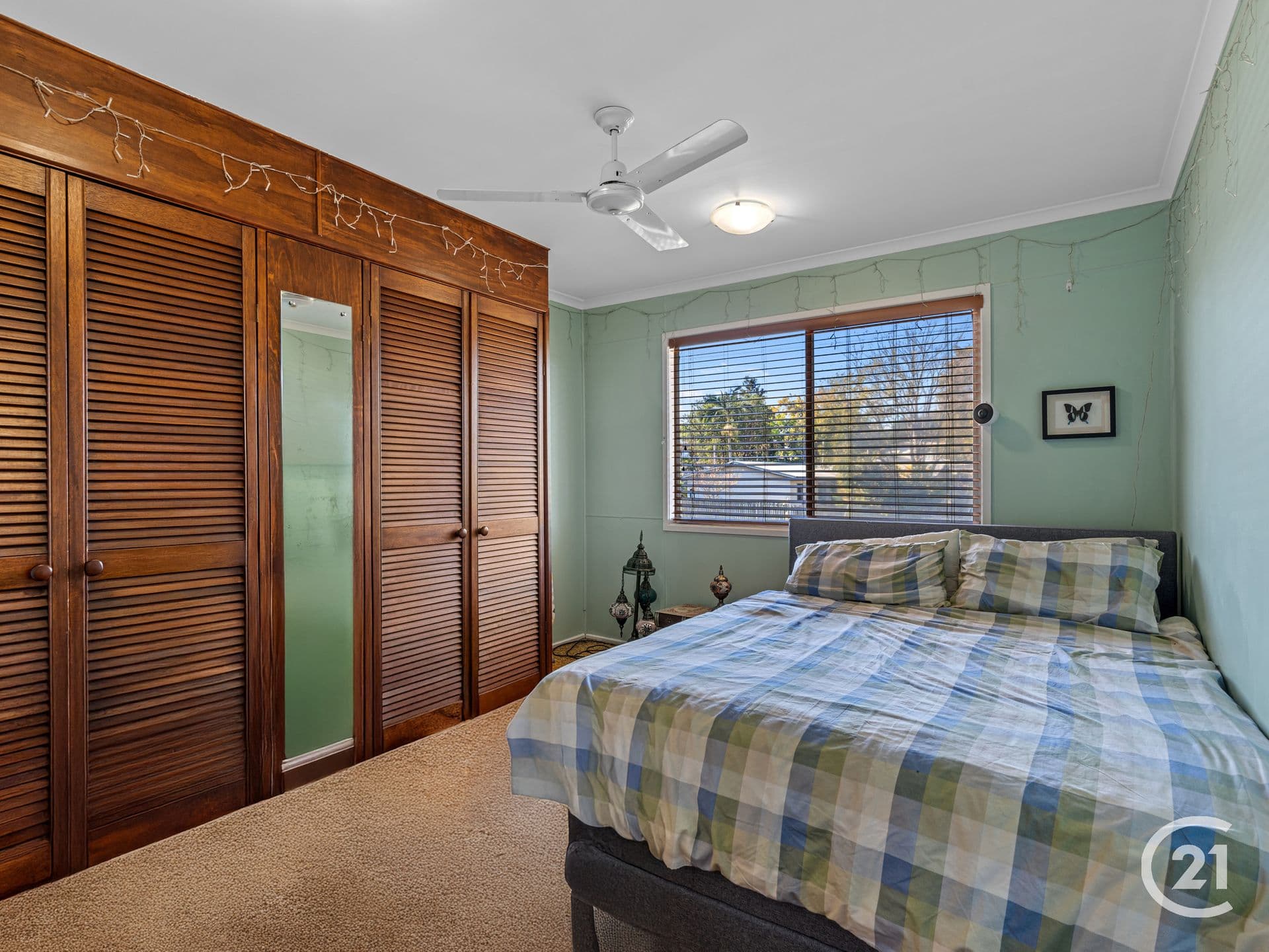 51 Russell Street, Silkstone, QLD, 4304, Silkstone - Thumbnail 8