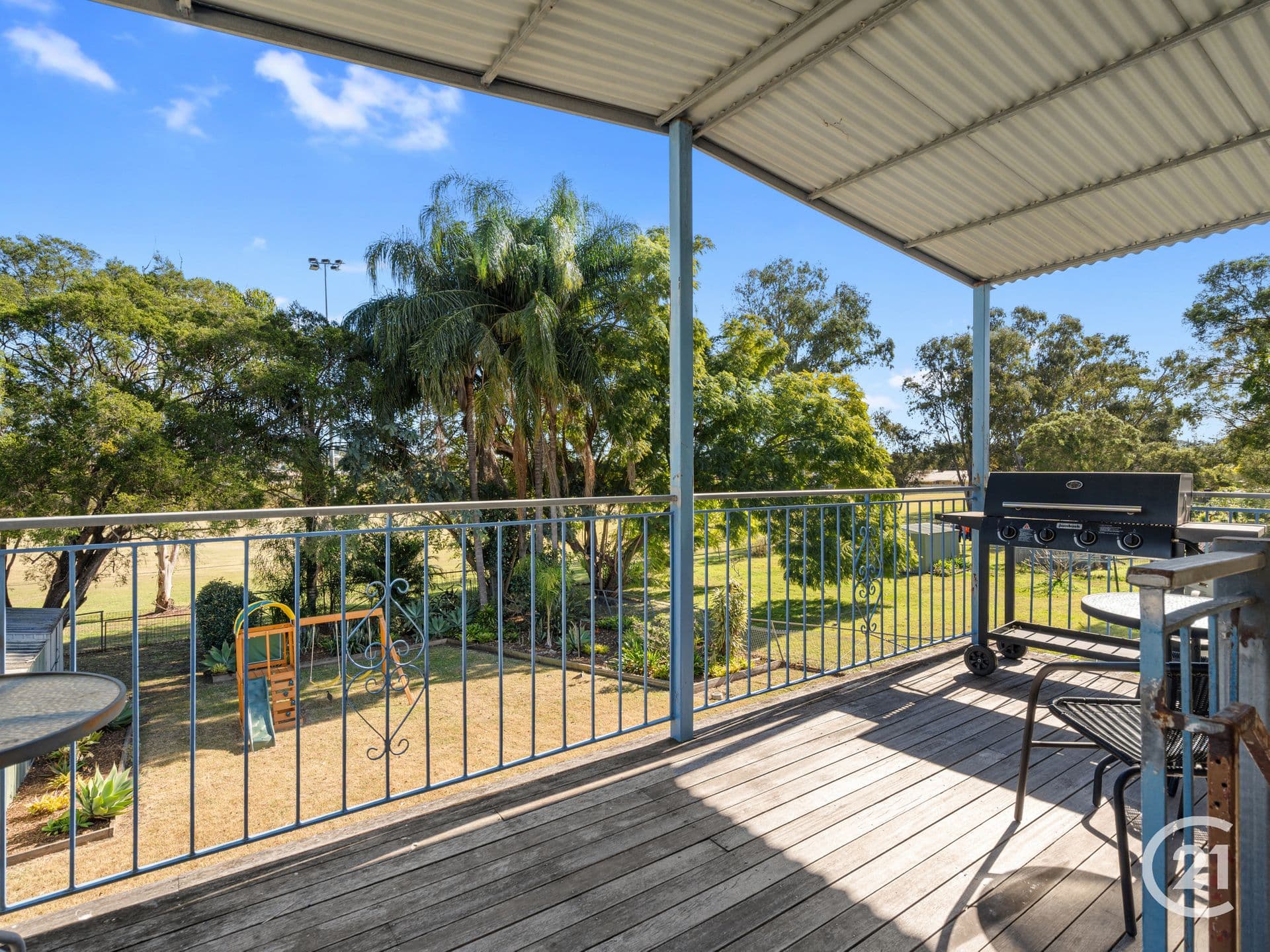51 Russell Street, Silkstone, QLD, 4304, Silkstone - Thumbnail 2