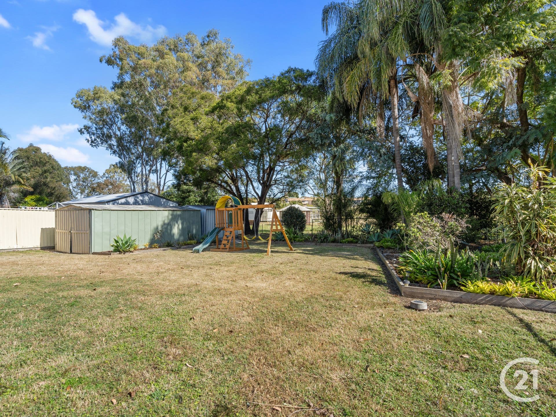 51 Russell Street, Silkstone, QLD, 4304, Silkstone - Thumbnail 3