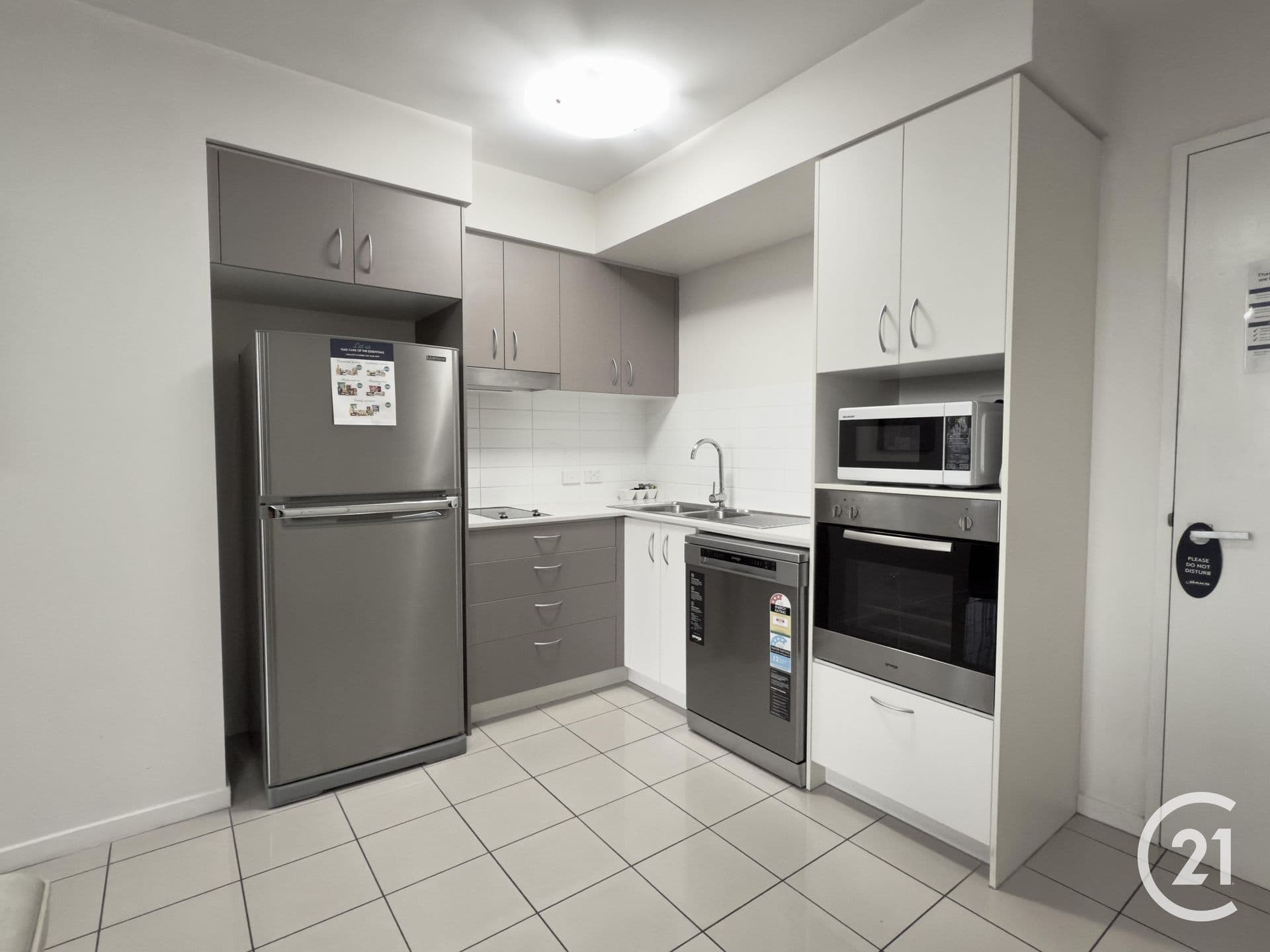 1305/11 Ellenborough Street, Woodend, QLD, 4305, Woodend - Thumbnail 3