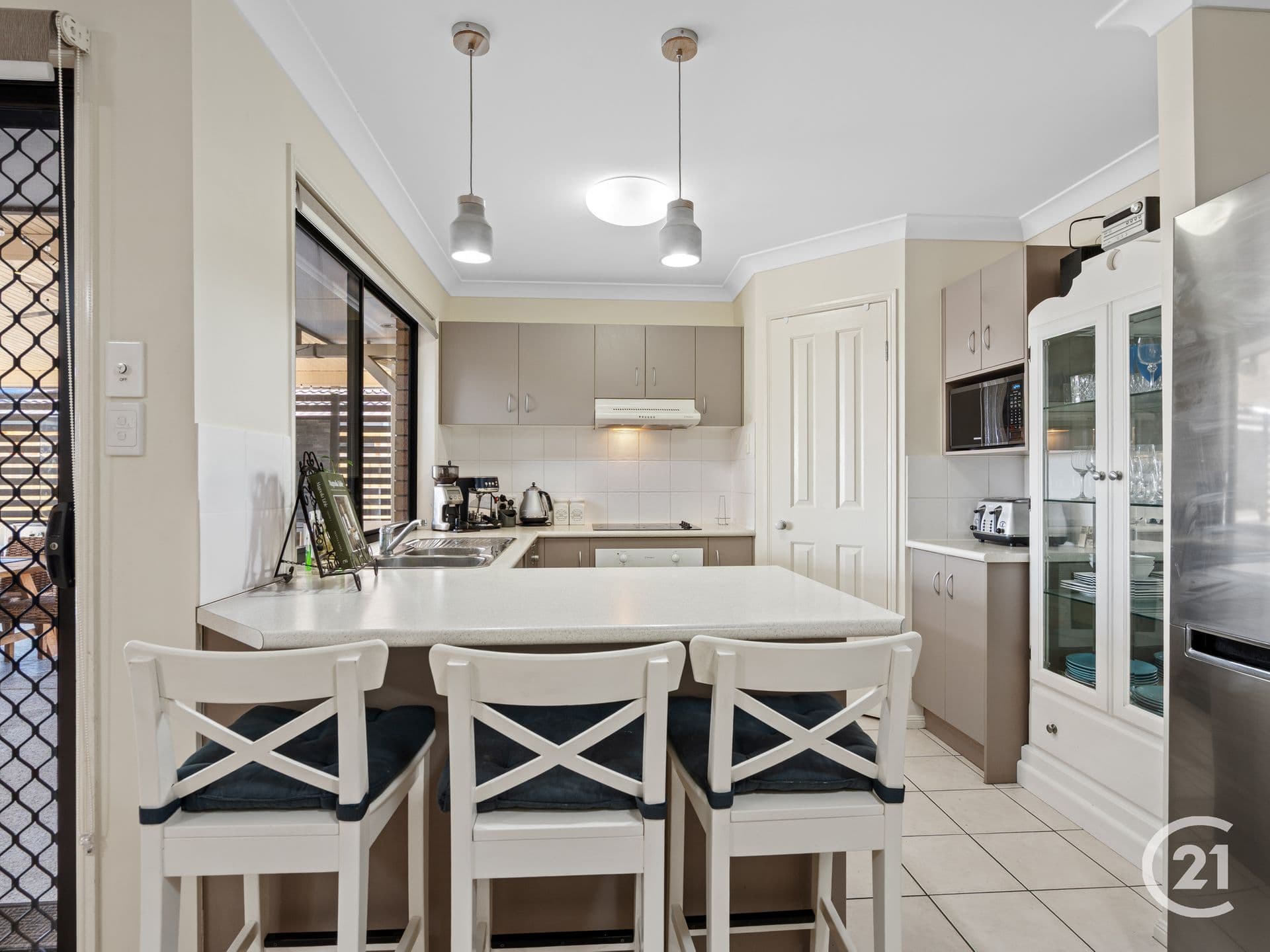 173 Thornton Street, Raceview, QLD, 4305, Raceview - Thumbnail 3