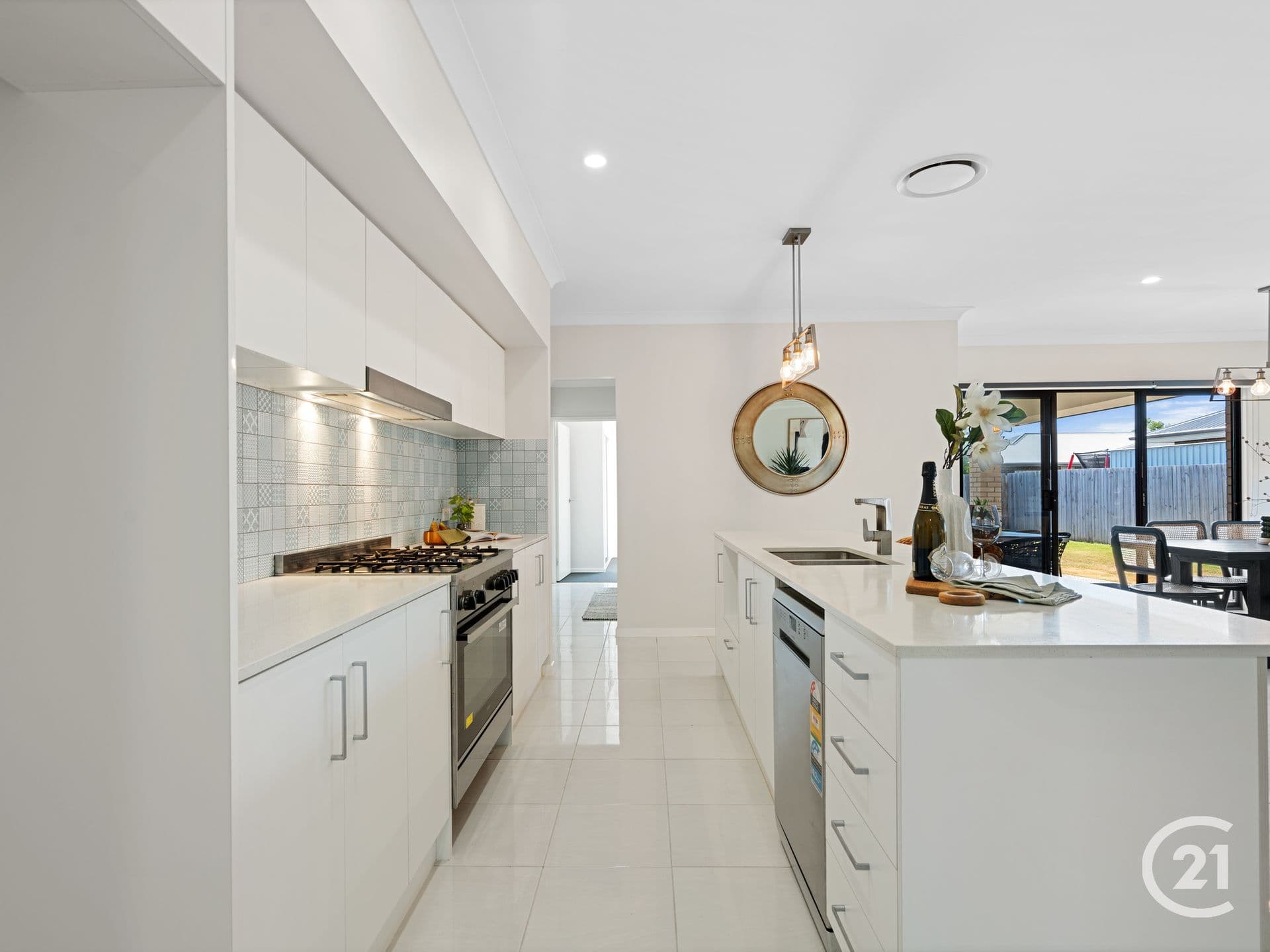 5 Alexander Street, Walloon, QLD, 4306, Walloon - Thumbnail 4