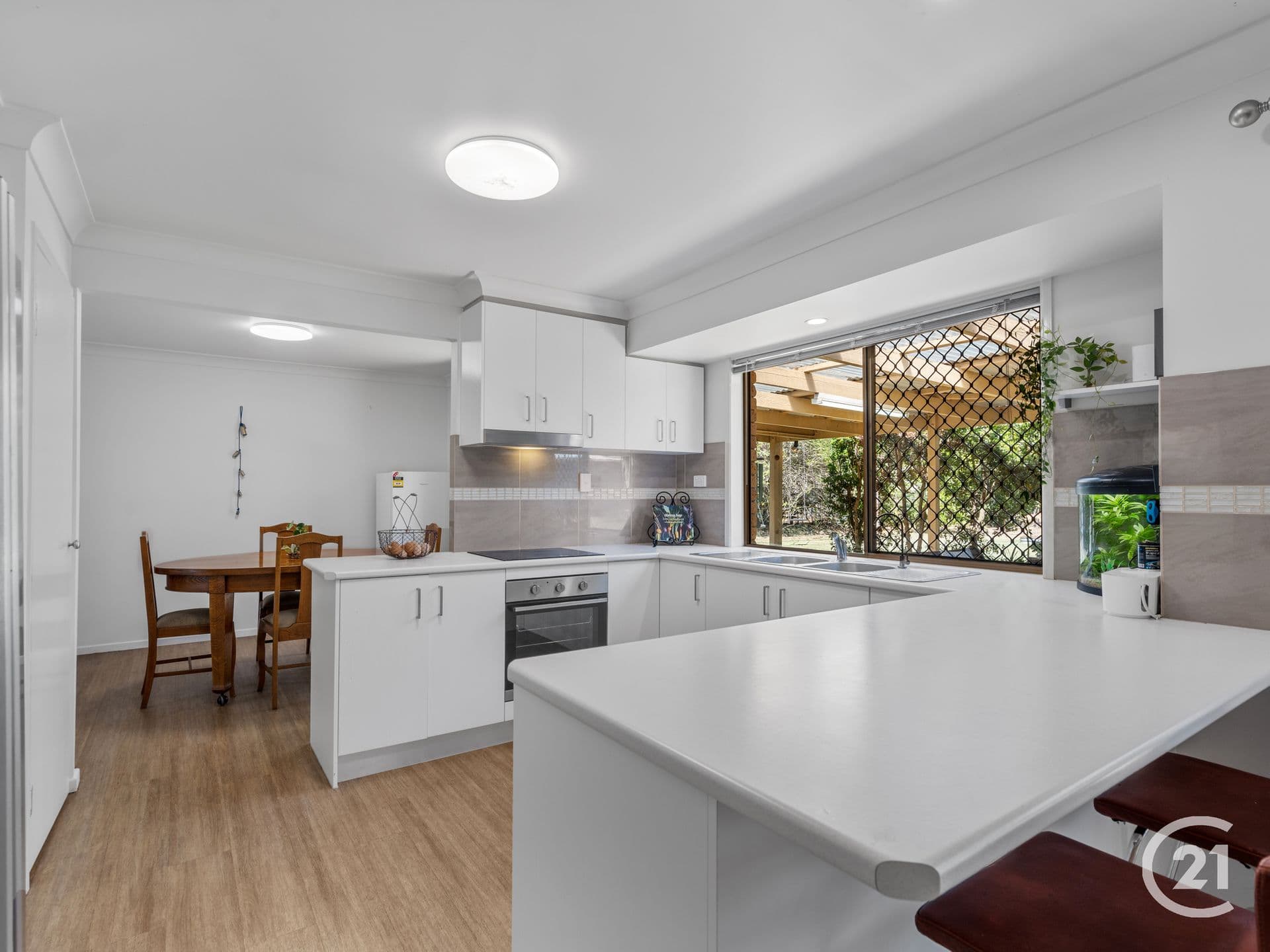 6 Stuart Court, Karalee, QLD, 4306, Karalee - Thumbnail 5