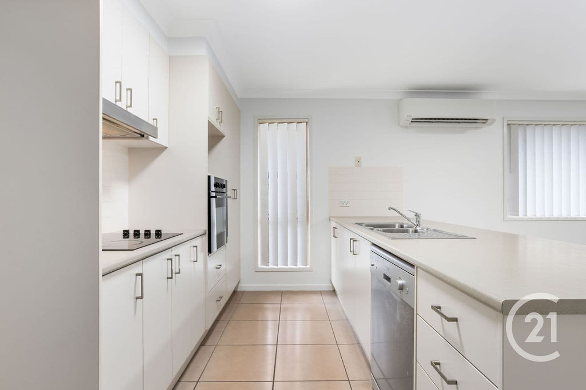 53 Harding Street, Raceview, QLD, 4305, Raceview - Thumbnail 4