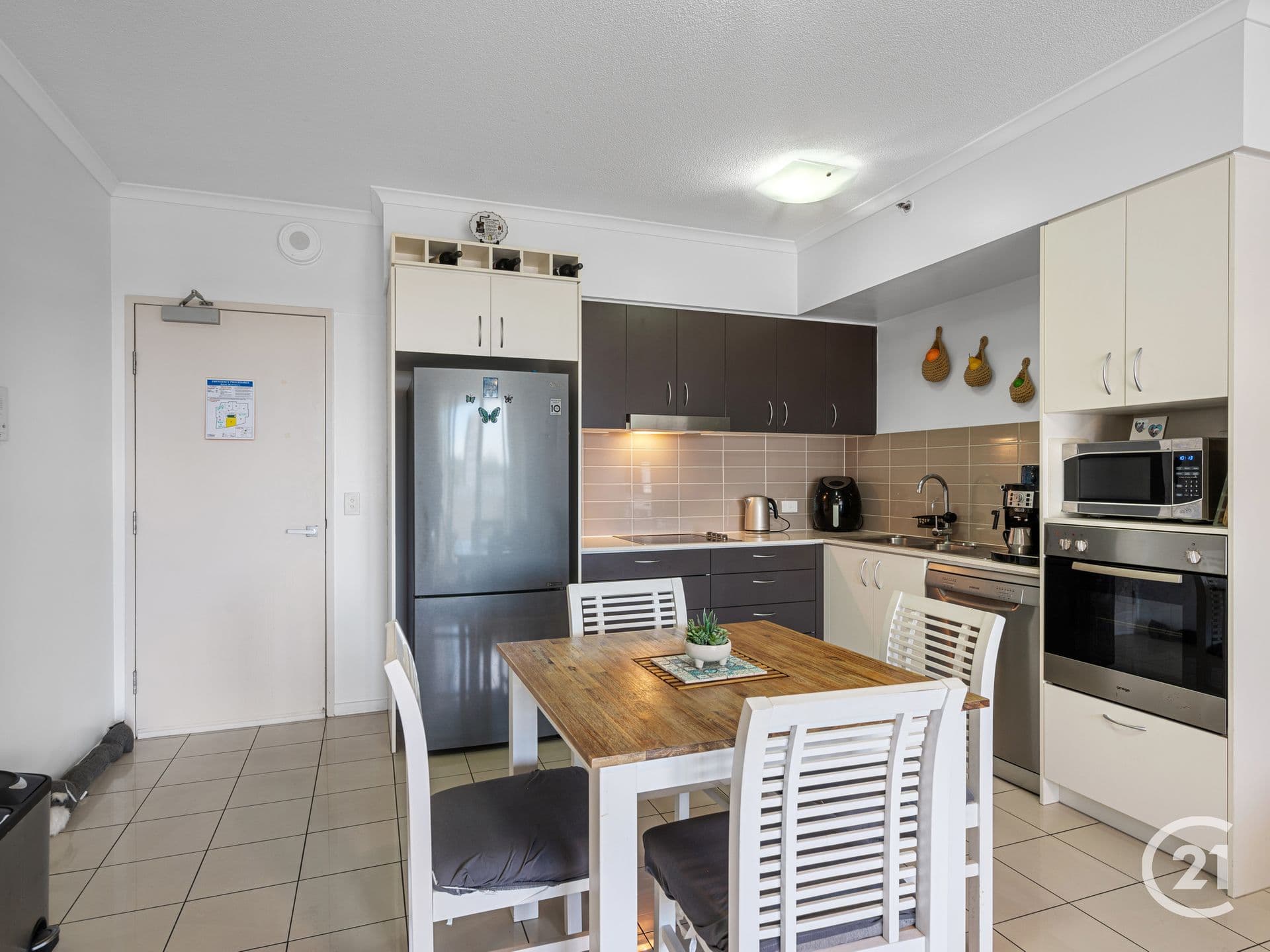 402/11 Ellenborough Street, Woodend, QLD, 4305, Woodend - Thumbnail 5