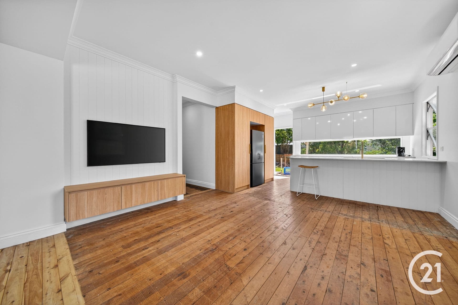 12 Bridson Avenue, East Ipswich, QLD, 4305, East Ipswich - Thumbnail 2