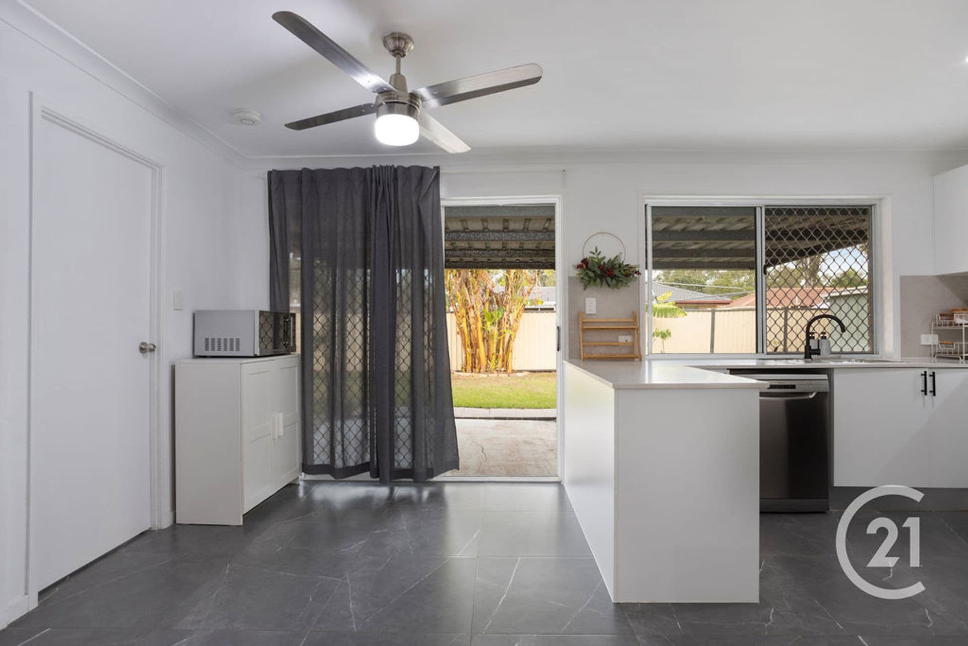 81 David Street, North Booval, QLD, 4304, North Booval - Thumbnail 4
