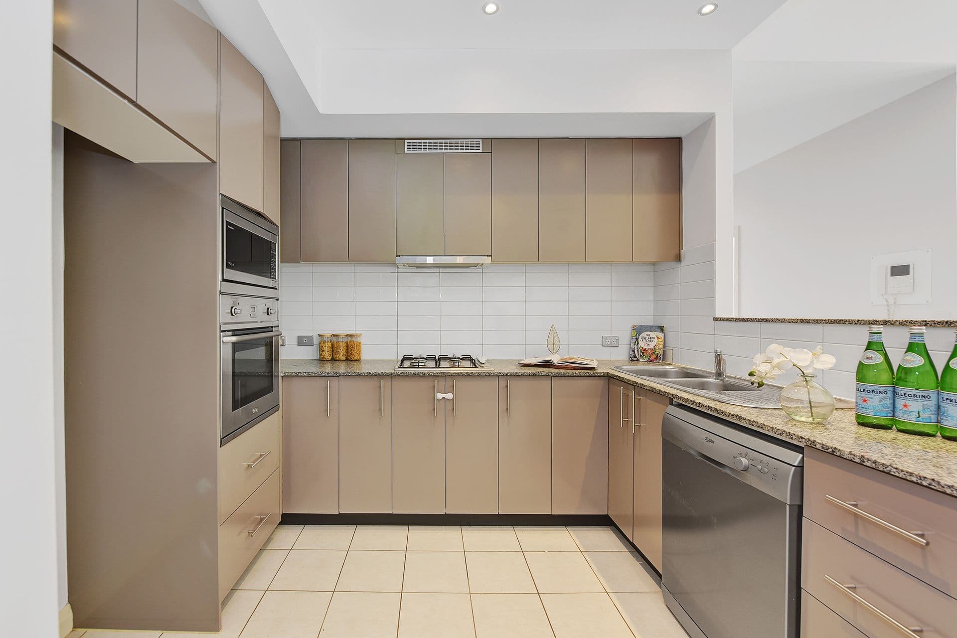 9/5 Bay Drive, Meadowbank, NSW, 2114, Meadowbank - Thumbnail 3