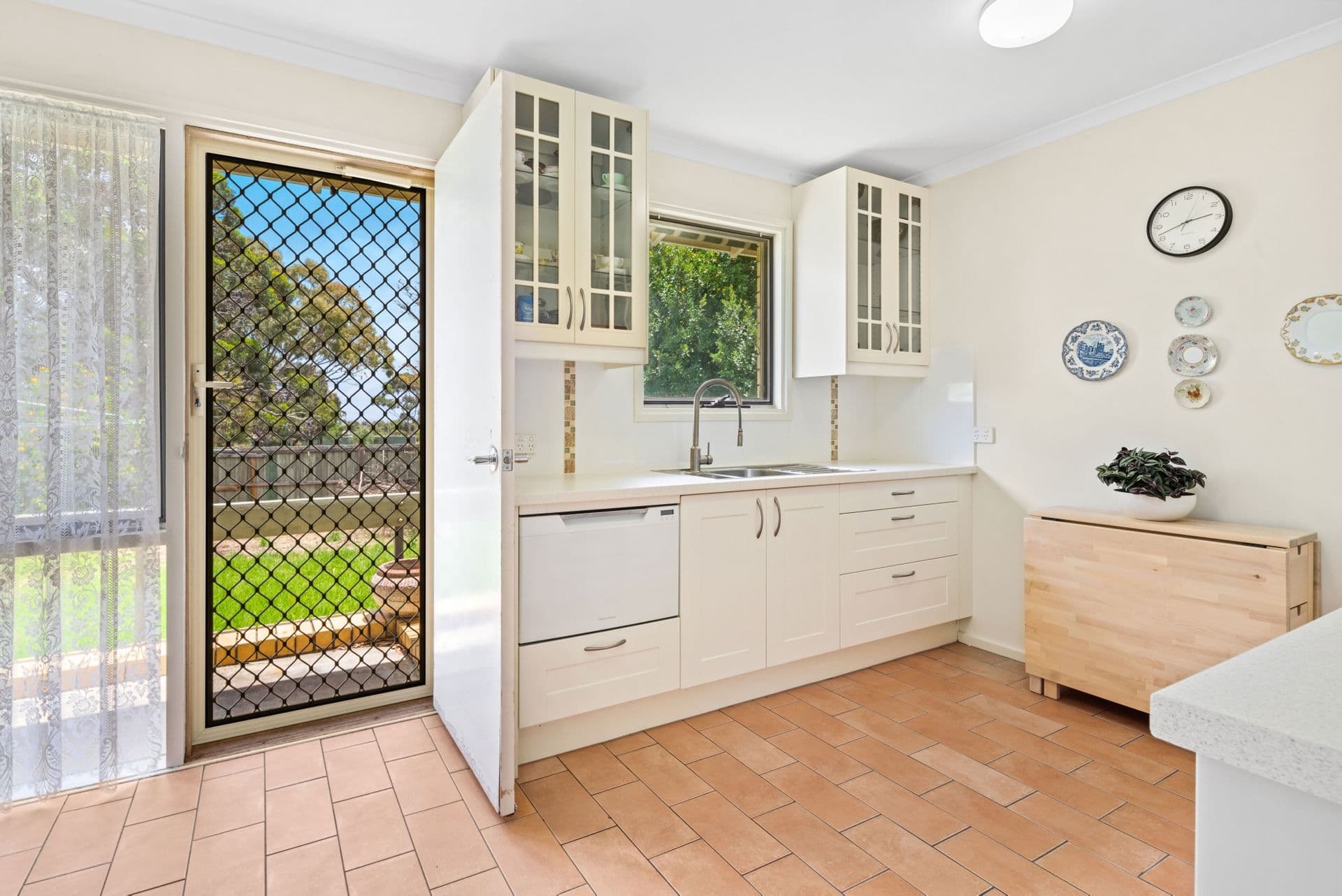 18 Selina Street, Morphett Vale, SA, 5162, Morphett Vale - Thumbnail 8