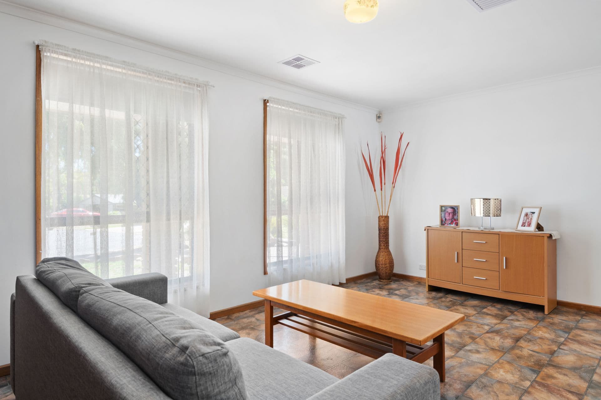 20 Lynn Place, Hackham, SA, 5163, Hackham - Thumbnail 4