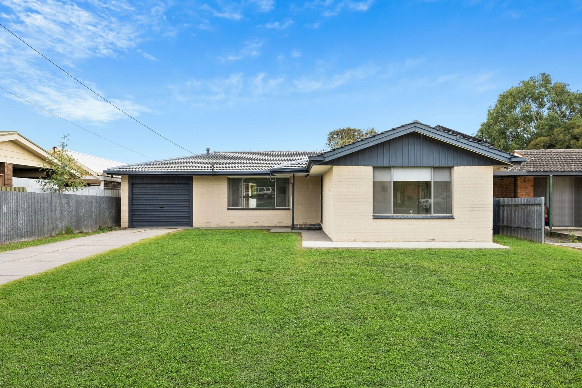7 Ellis Avenue, Morphett Vale, SA, 5162, Morphett Vale - Thumbnail 2