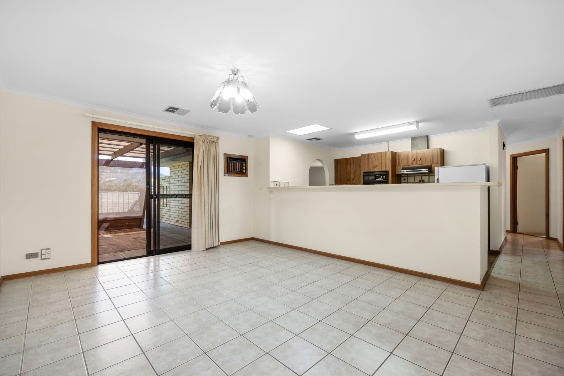 2 Freya Avenue, Hallett Cove, SA, 5158, Hallett Cove - Thumbnail 8