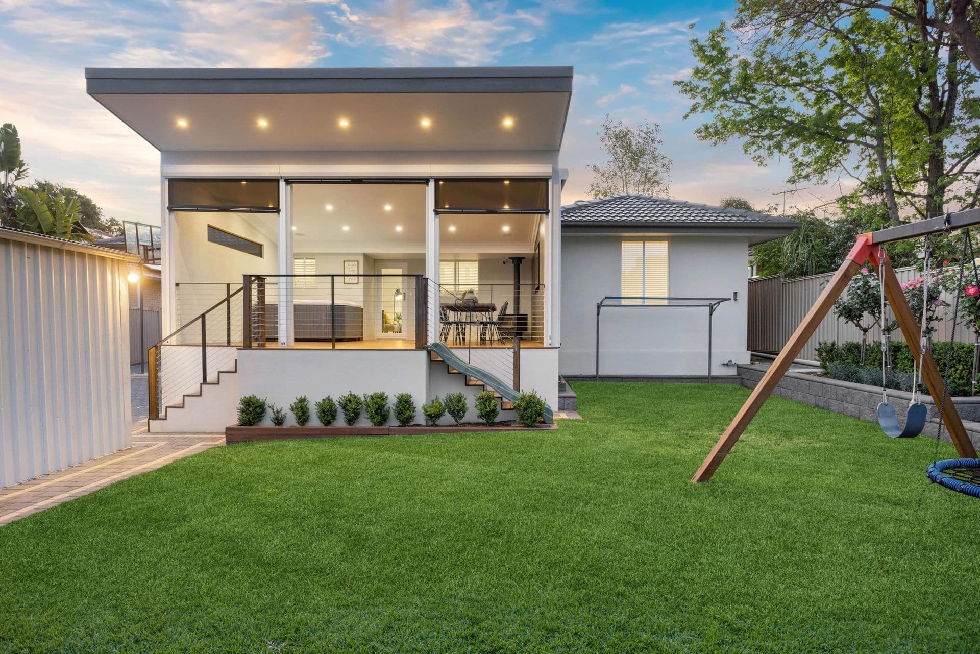 24 Ray Avenue, Morphett Vale, SA, 5162, Morphett Vale - Thumbnail 2