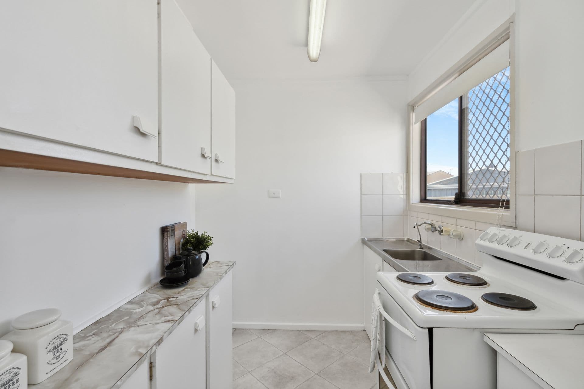 24A Barnabas Crescent, Christie Downs, SA, 5164, Christie Downs - Thumbnail 8