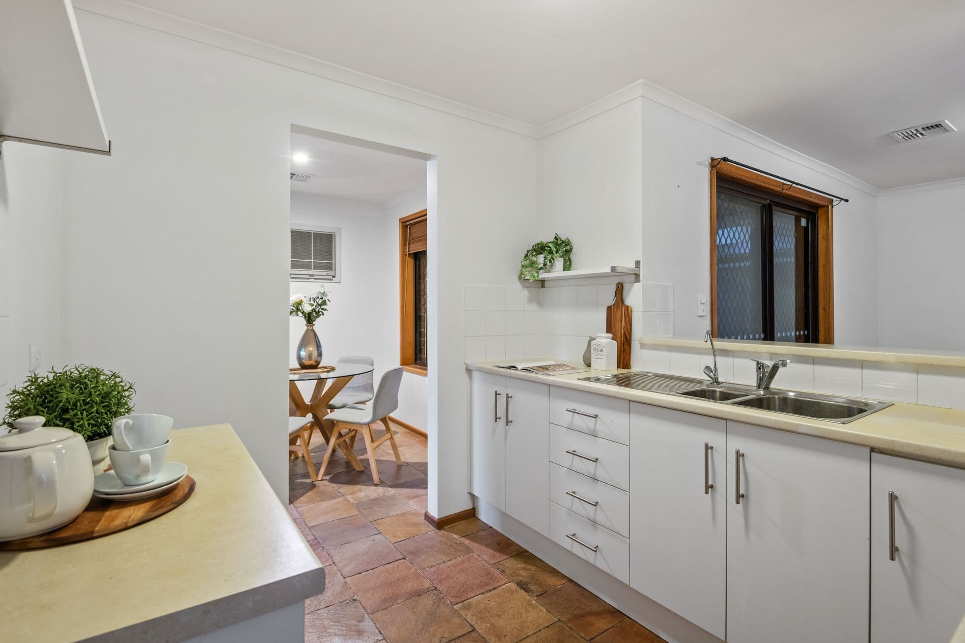 12 Derek Crescent, Morphett Vale, SA, 5162, Morphett Vale - Thumbnail 8