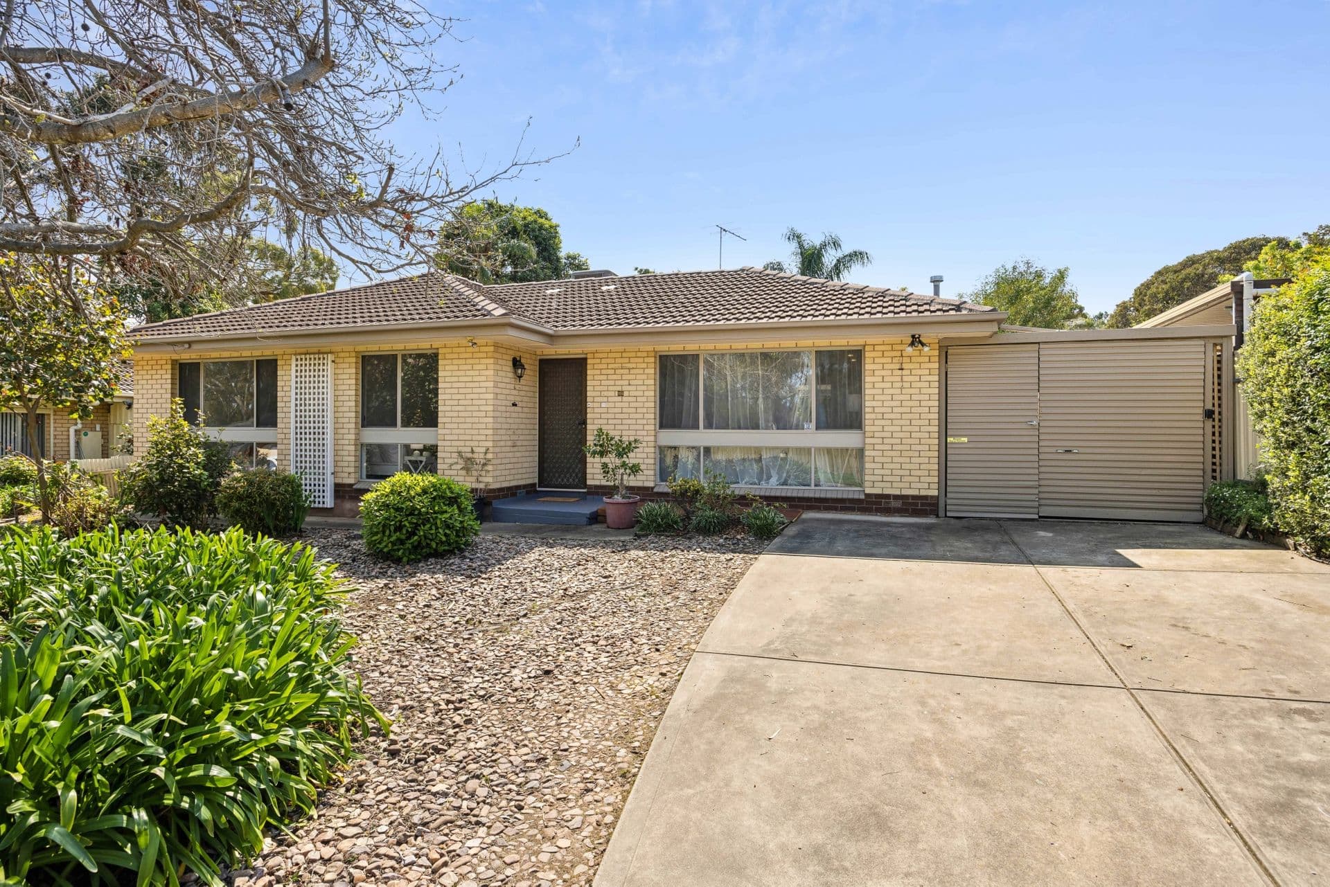 24 Arnold Drive, Hackham, SA, 5163, Hackham - Thumbnail 2