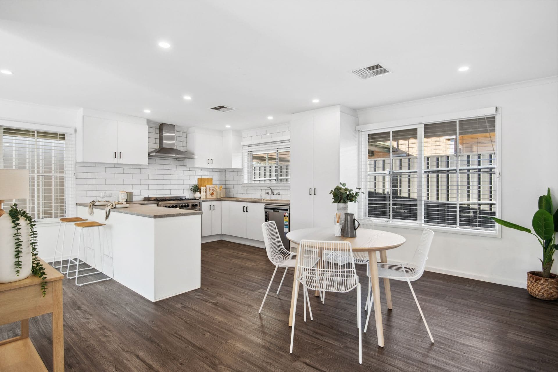 2 Burns Court, Morphett Vale, SA, 5162, Morphett Vale - Thumbnail 5