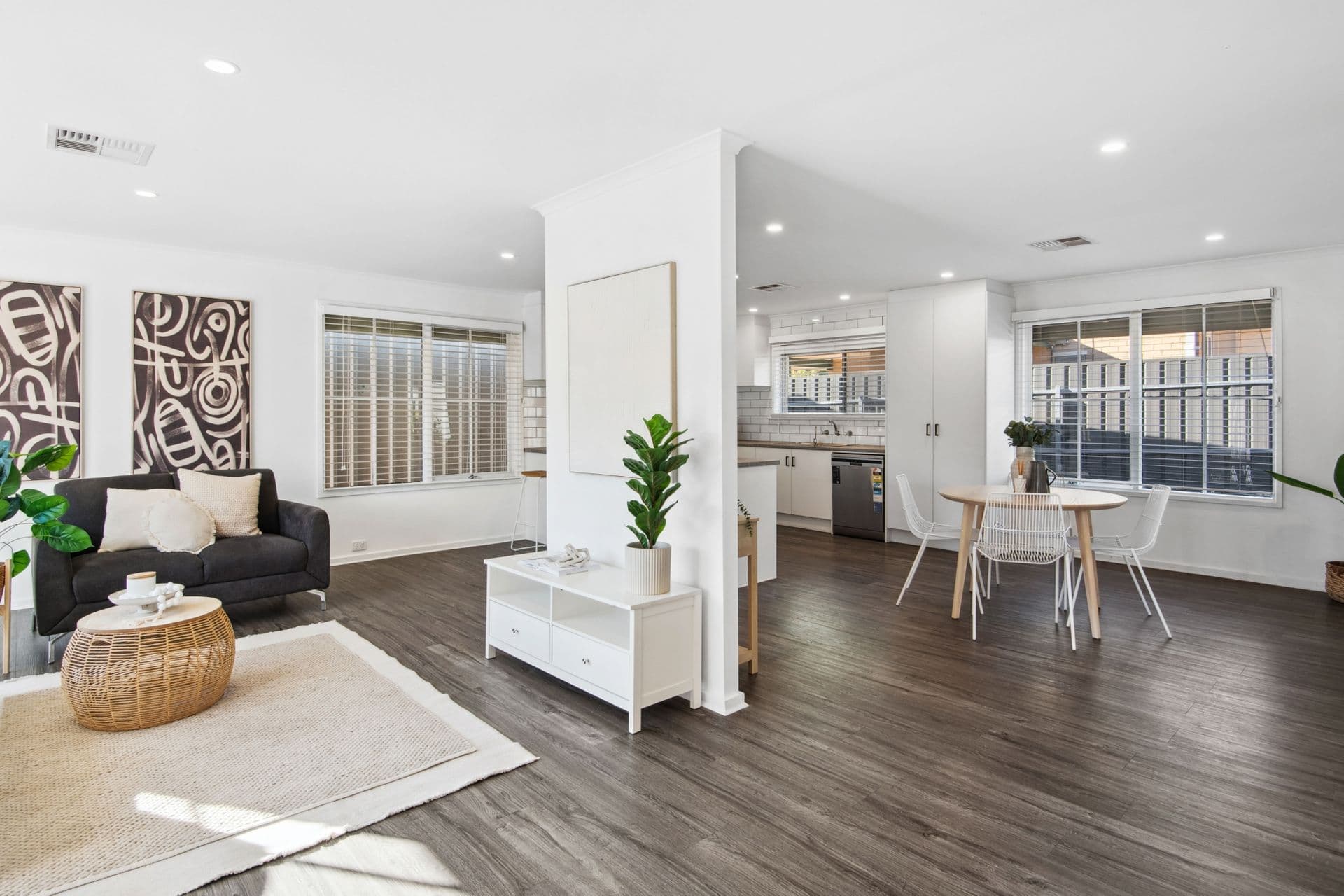 2 Burns Court, Morphett Vale, SA, 5162, Morphett Vale - Thumbnail 3