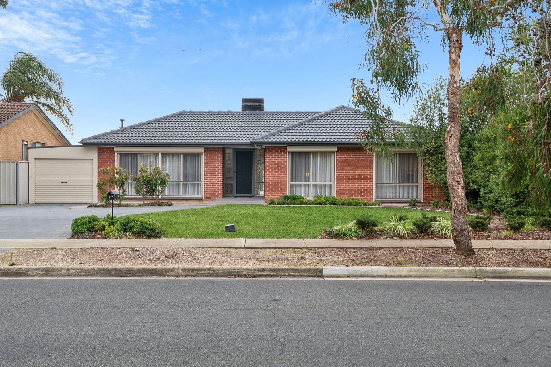 27 Parklands Crescent, Reynella, SA, 5161, Reynella - Thumbnail 3