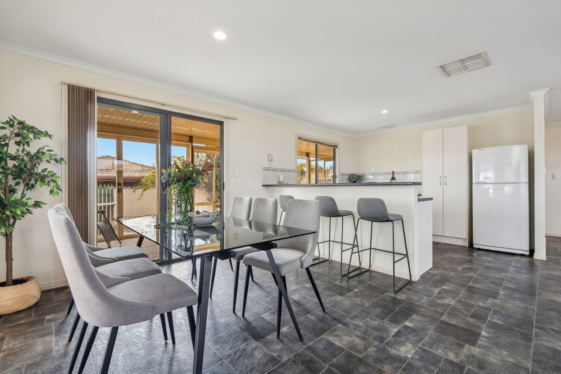 534 Main South Road, Old Noarlunga, SA, 5168, Old Noarlunga - Thumbnail 3