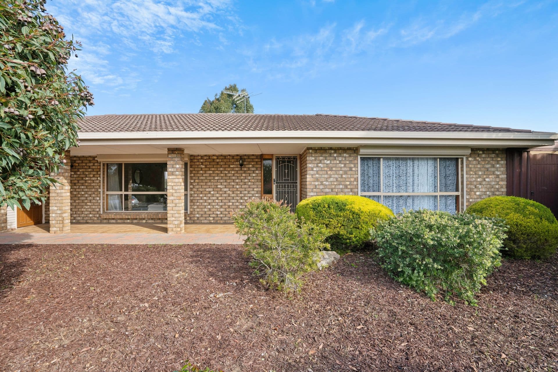 16 Northumberland Road, Onkaparinga Hills, SA, 5163, Onkaparinga Hills - Thumbnail 2