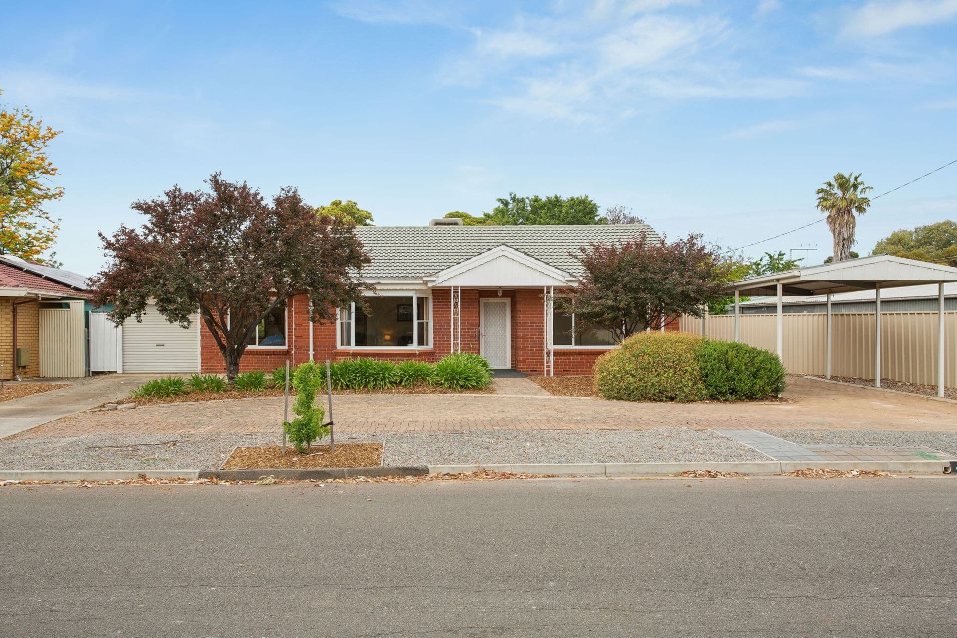 4 Brenda Avenue, Morphett Vale, SA, 5162, Morphett Vale - Thumbnail 2