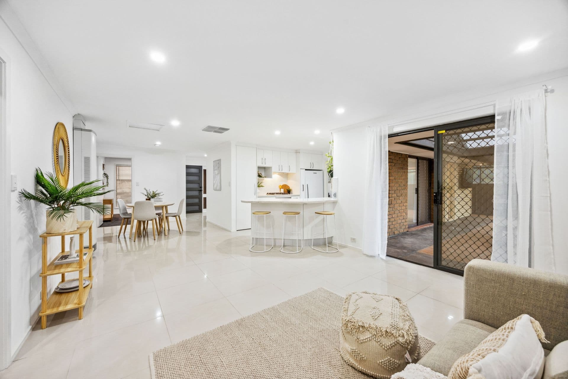 12 Crossing Road, Aberfoyle Park, SA, 5159, Aberfoyle Park - Thumbnail 4