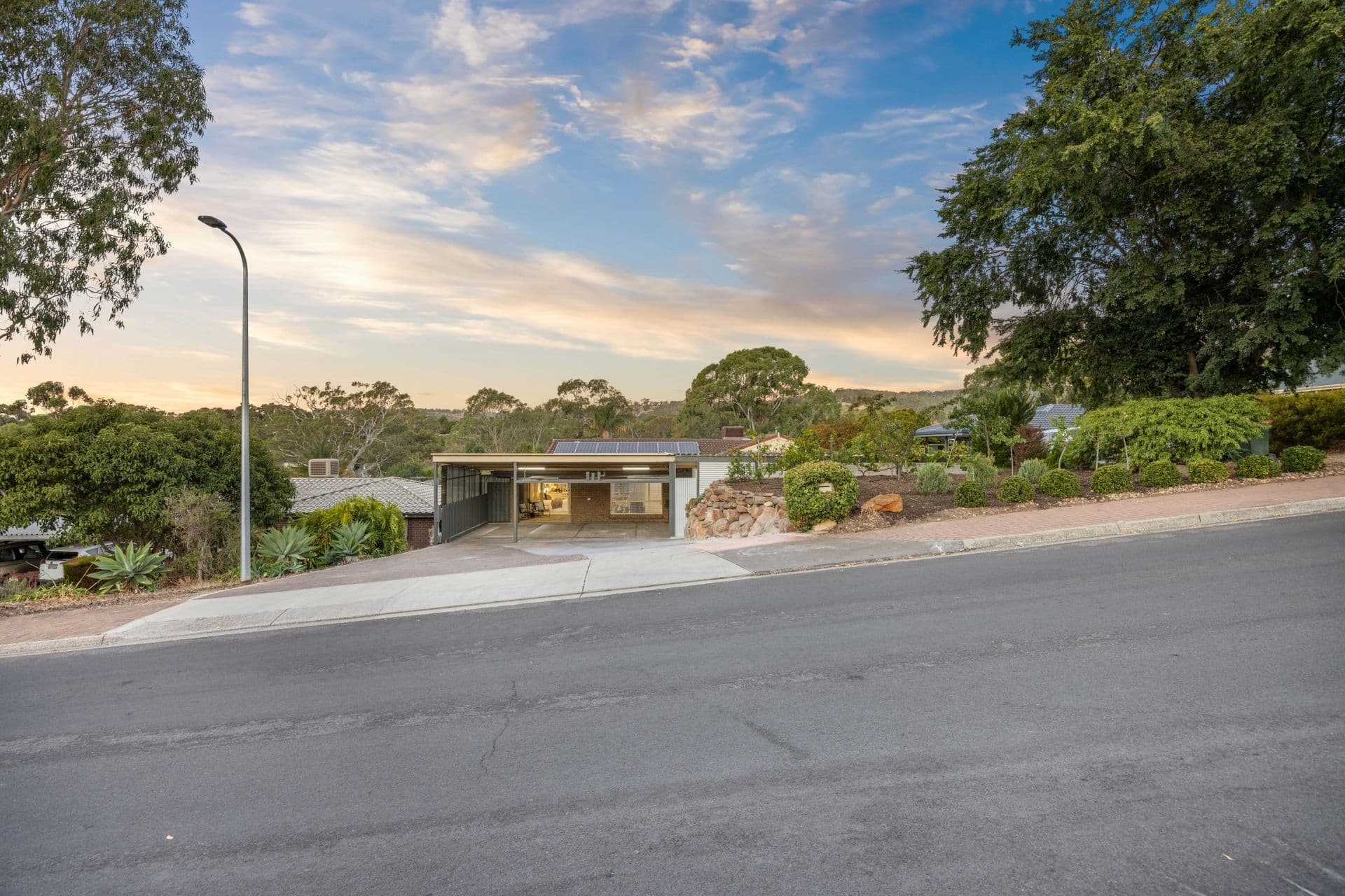 12 Crossing Road, Aberfoyle Park, SA, 5159, Aberfoyle Park - Thumbnail 2