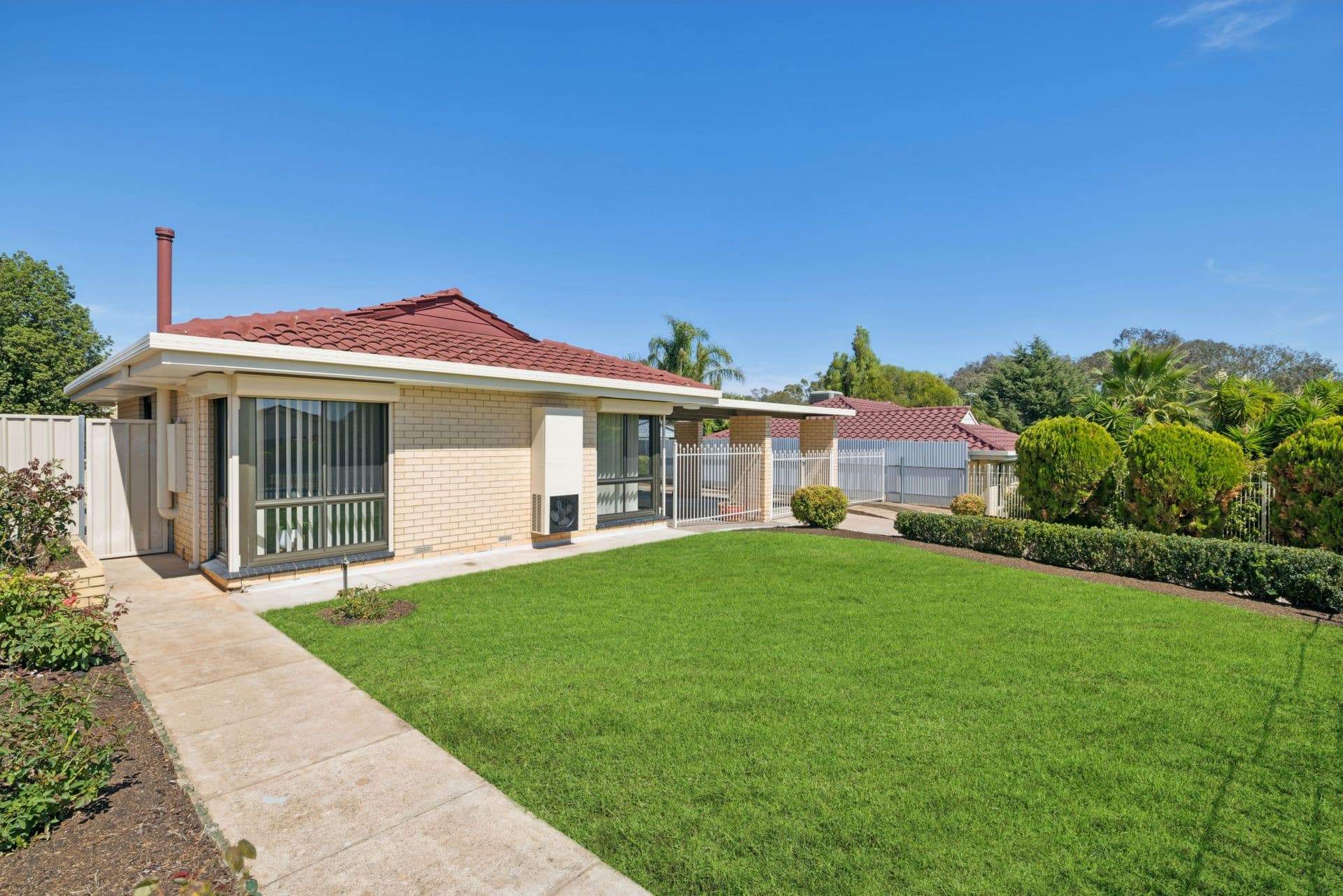 6 Radnor Street, Morphett Vale, SA, 5162, Morphett Vale - Thumbnail 2
