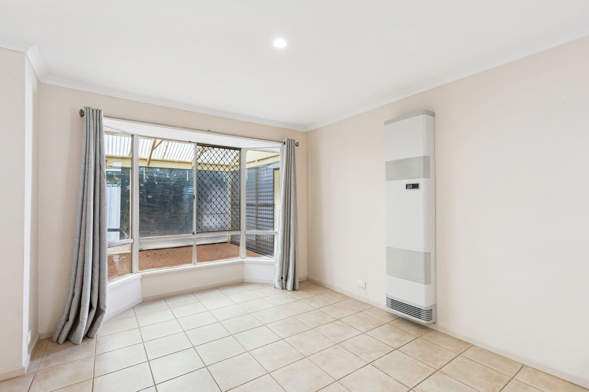 3 Bridgeport Close, Seaford, SA, 5169, Seaford - Thumbnail 6