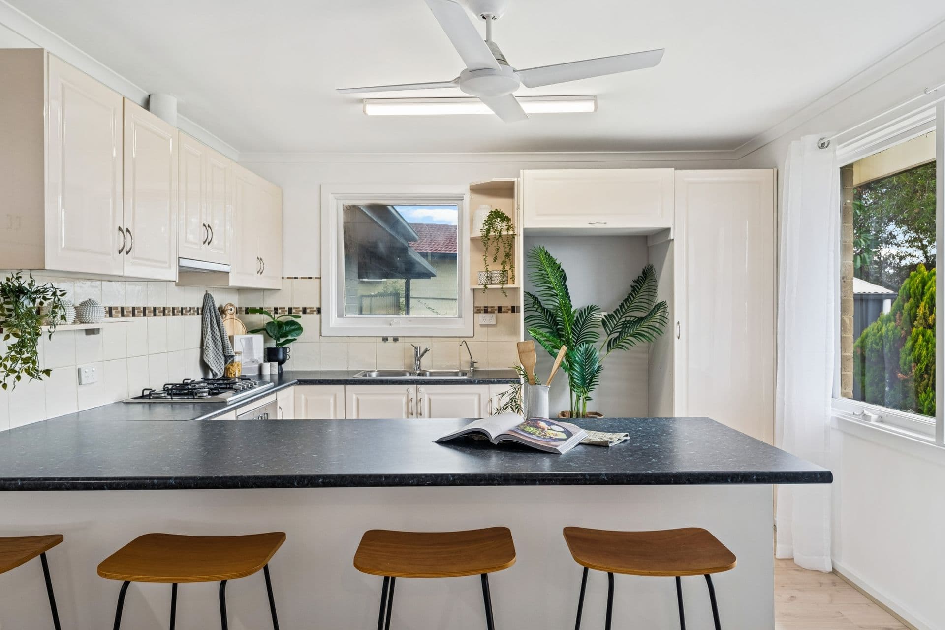 6 Mallow Court, O'Sullivan Beach, SA, 5166, O'Sullivan Beach - Thumbnail 8