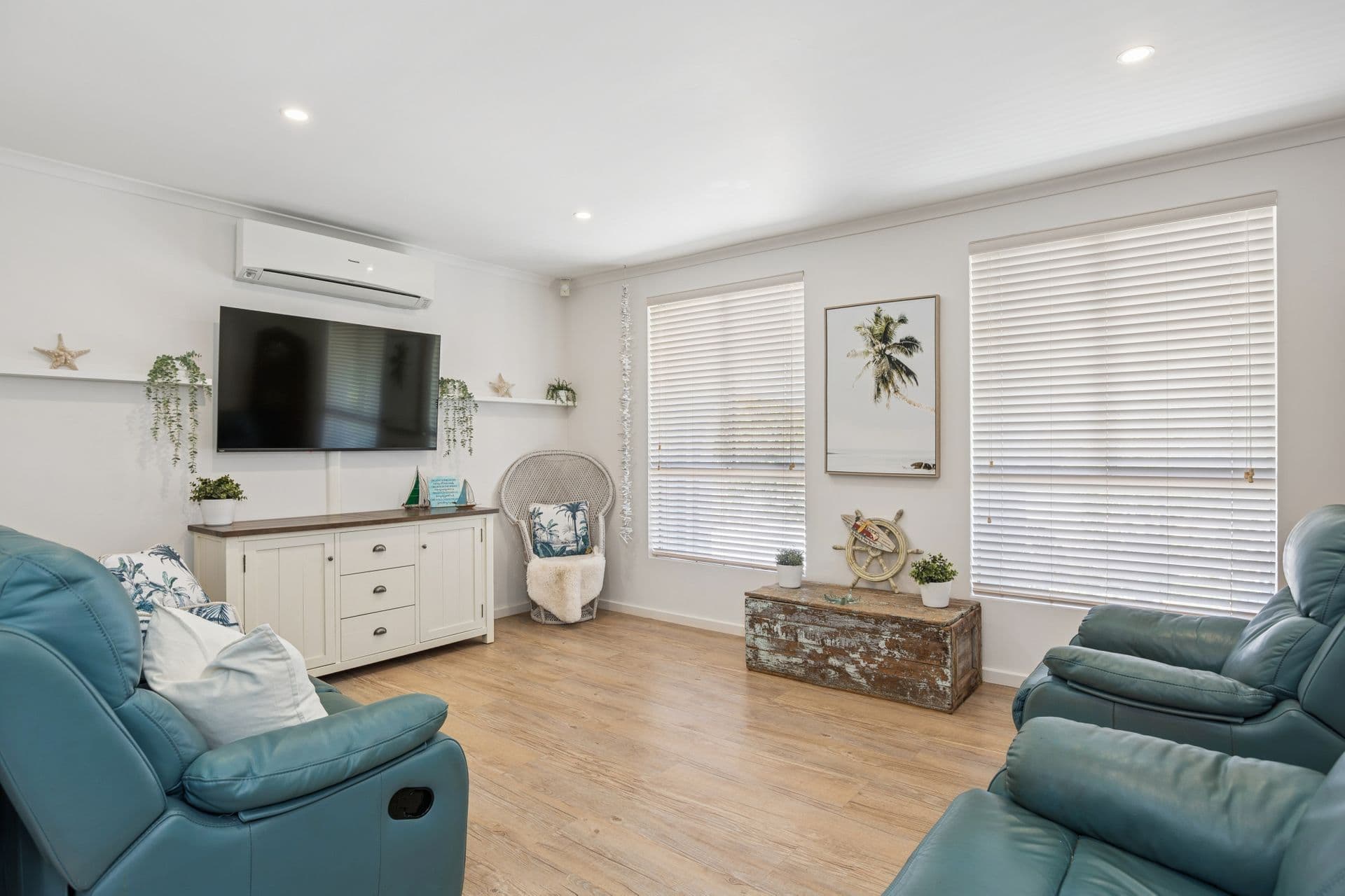 2 Helen Avenue, Aldinga Beach, SA, 5173, Aldinga Beach - Thumbnail 5