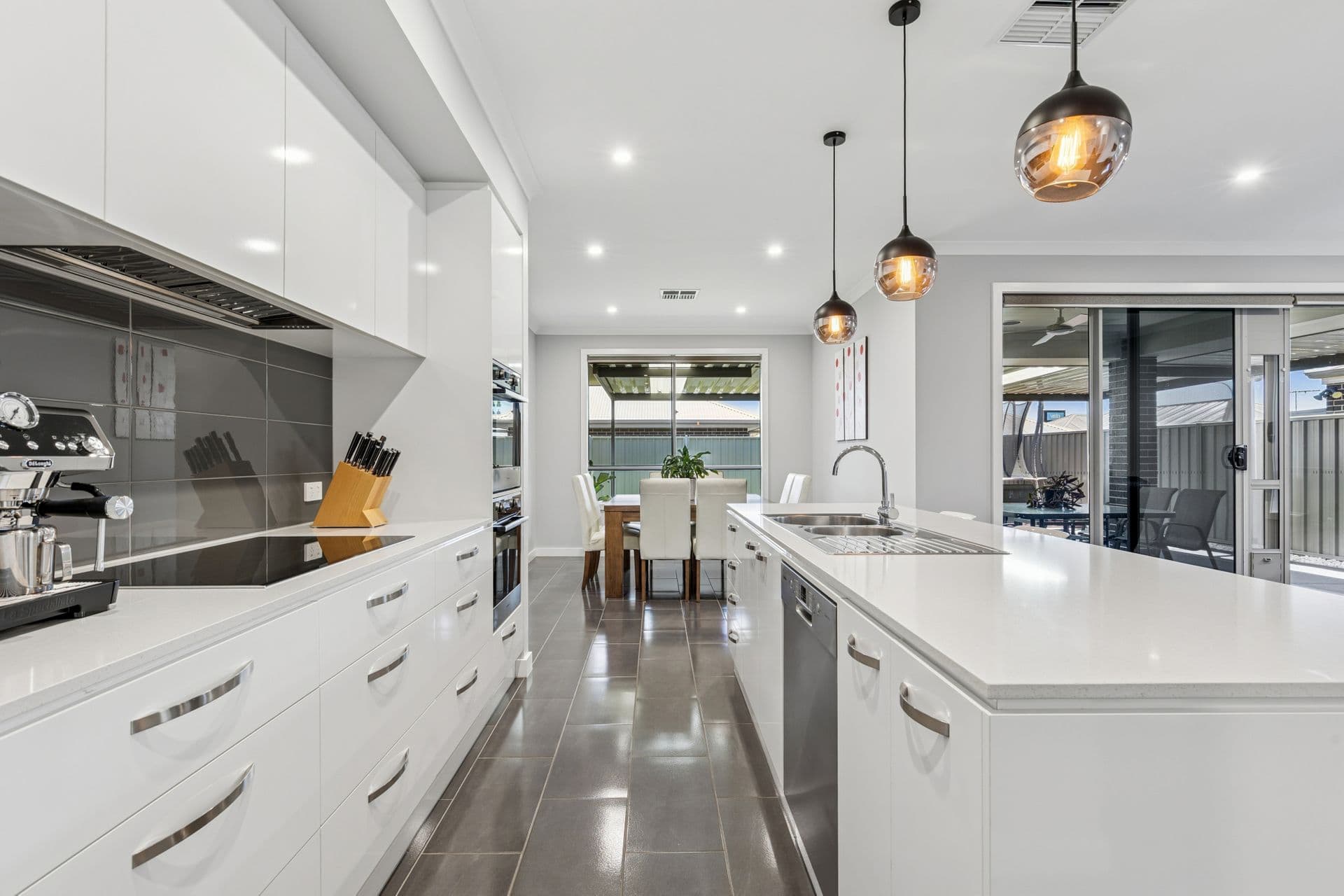 6 Gowrie Street, Seaford Heights, SA, 5169, Seaford Heights - Thumbnail 4