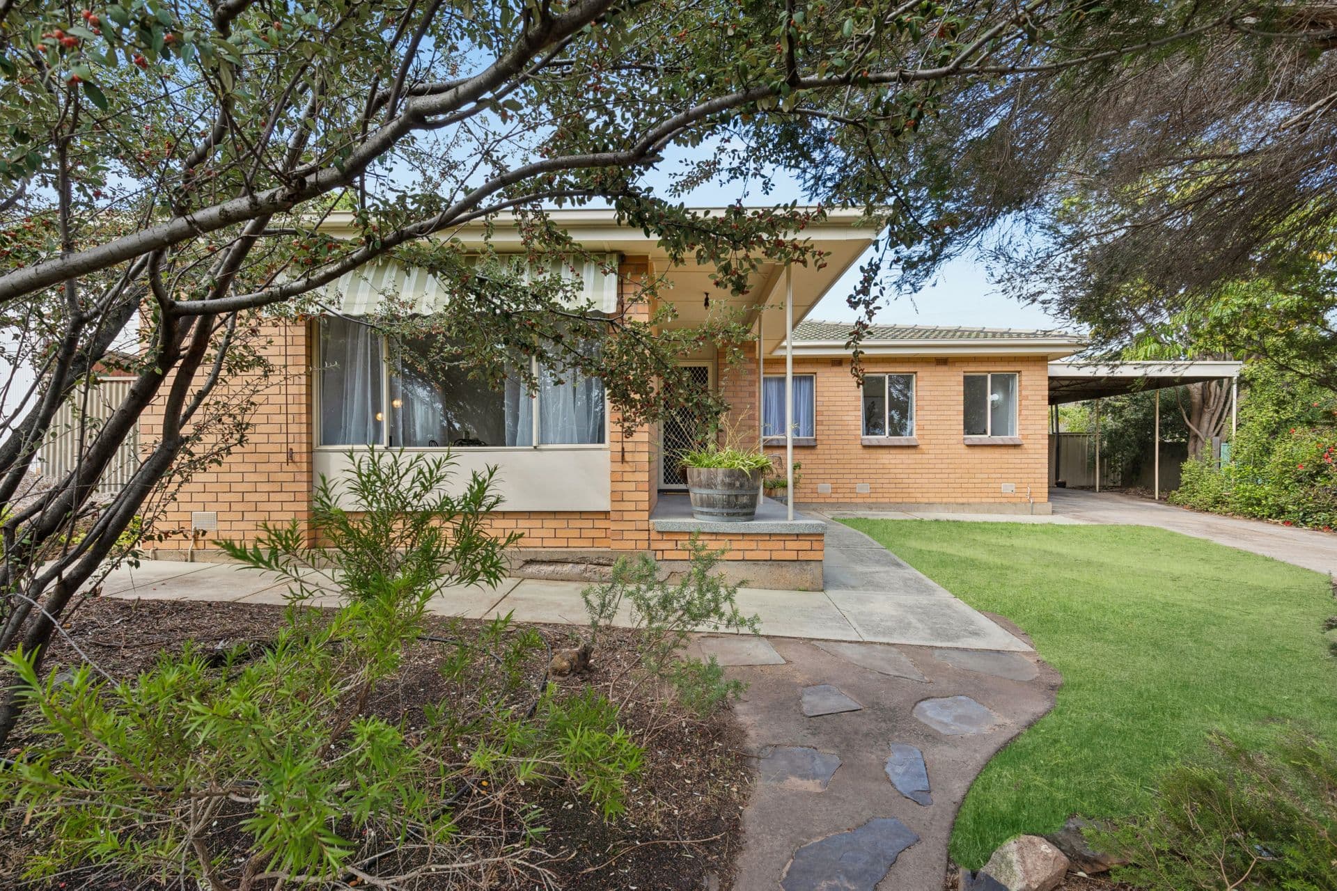 10 Gumeracha Road, O'Sullivan Beach, SA, 5166, O'Sullivan Beach - Thumbnail 2