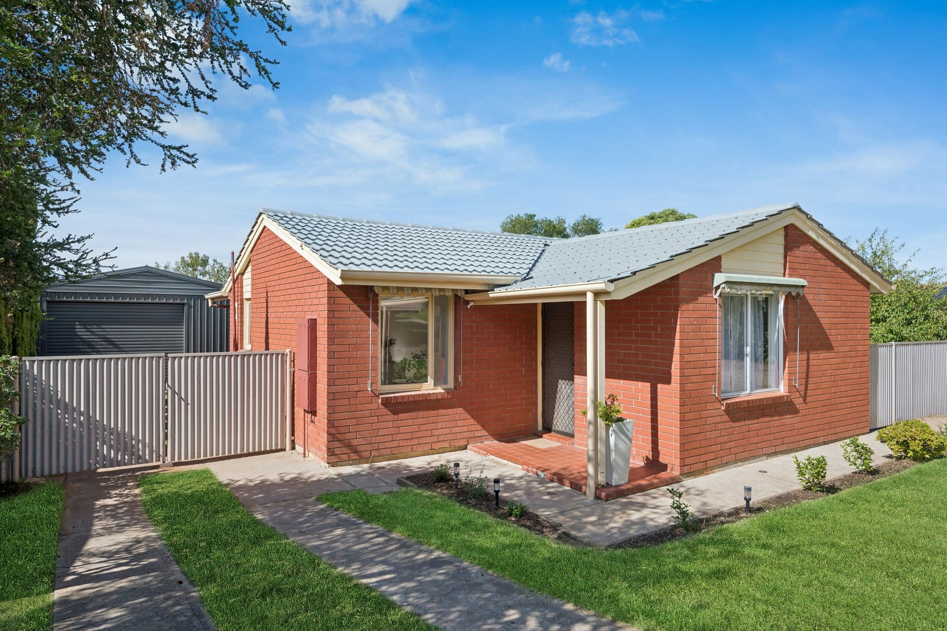 16 Lismore Crescent, Huntfield Heights, SA, 5163, Huntfield Heights - Image 1