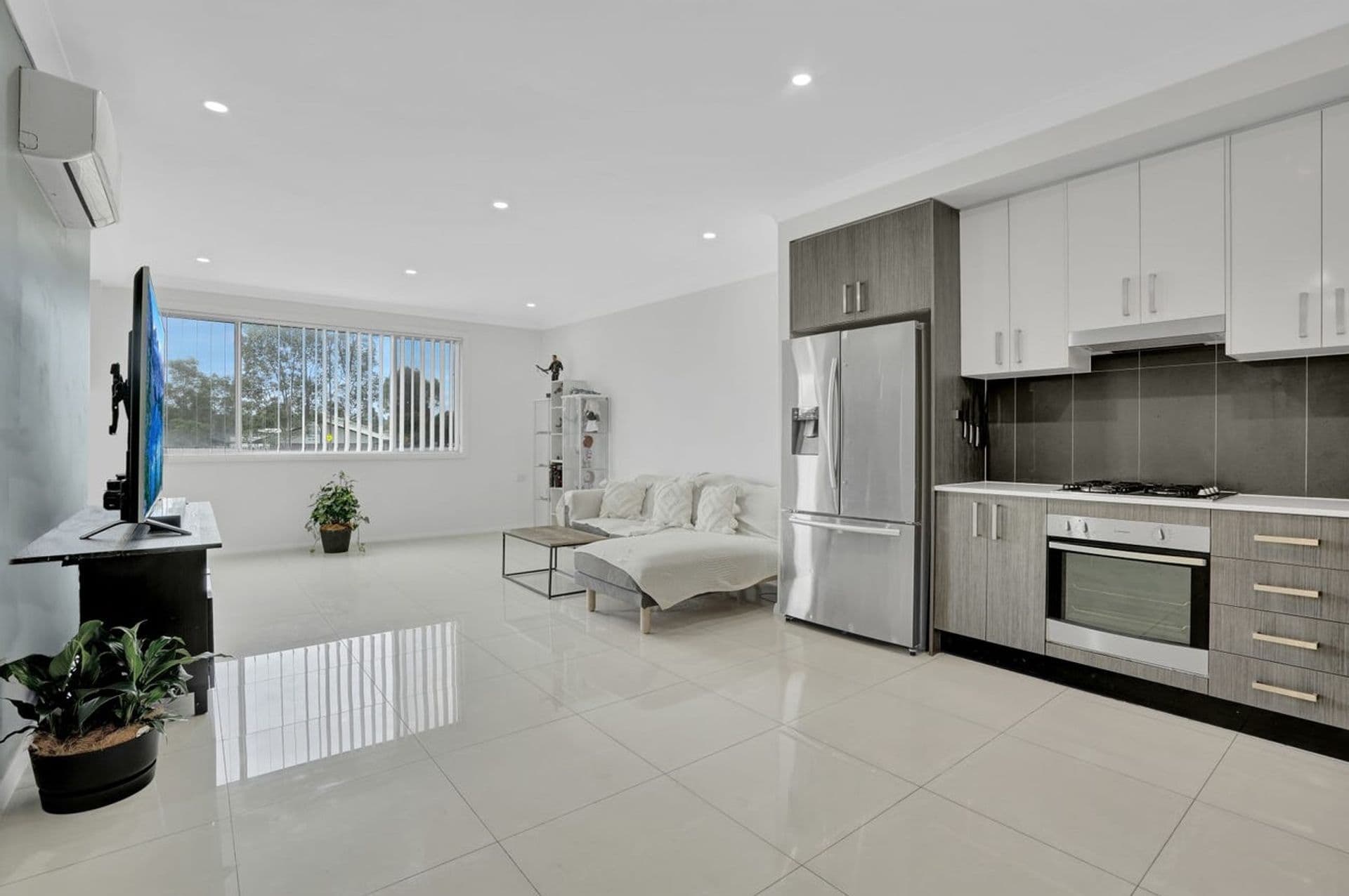 101/44B Drummond Avenue, Ropes Crossing, NSW, 2760, Ropes Crossing - Thumbnail 2