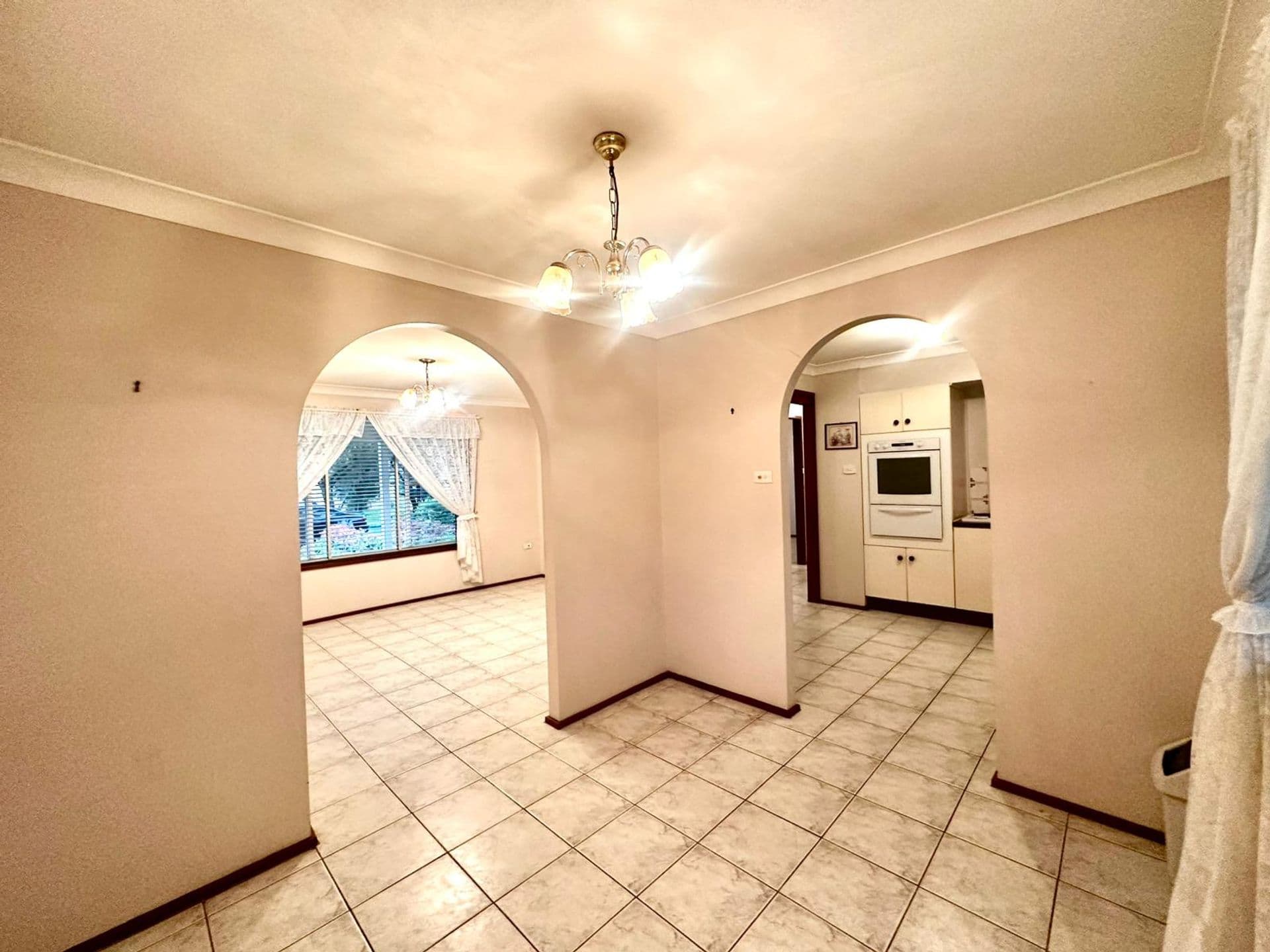 63 Endeavour Street, Seven Hills, NSW, 2147, Seven Hills - Thumbnail 3