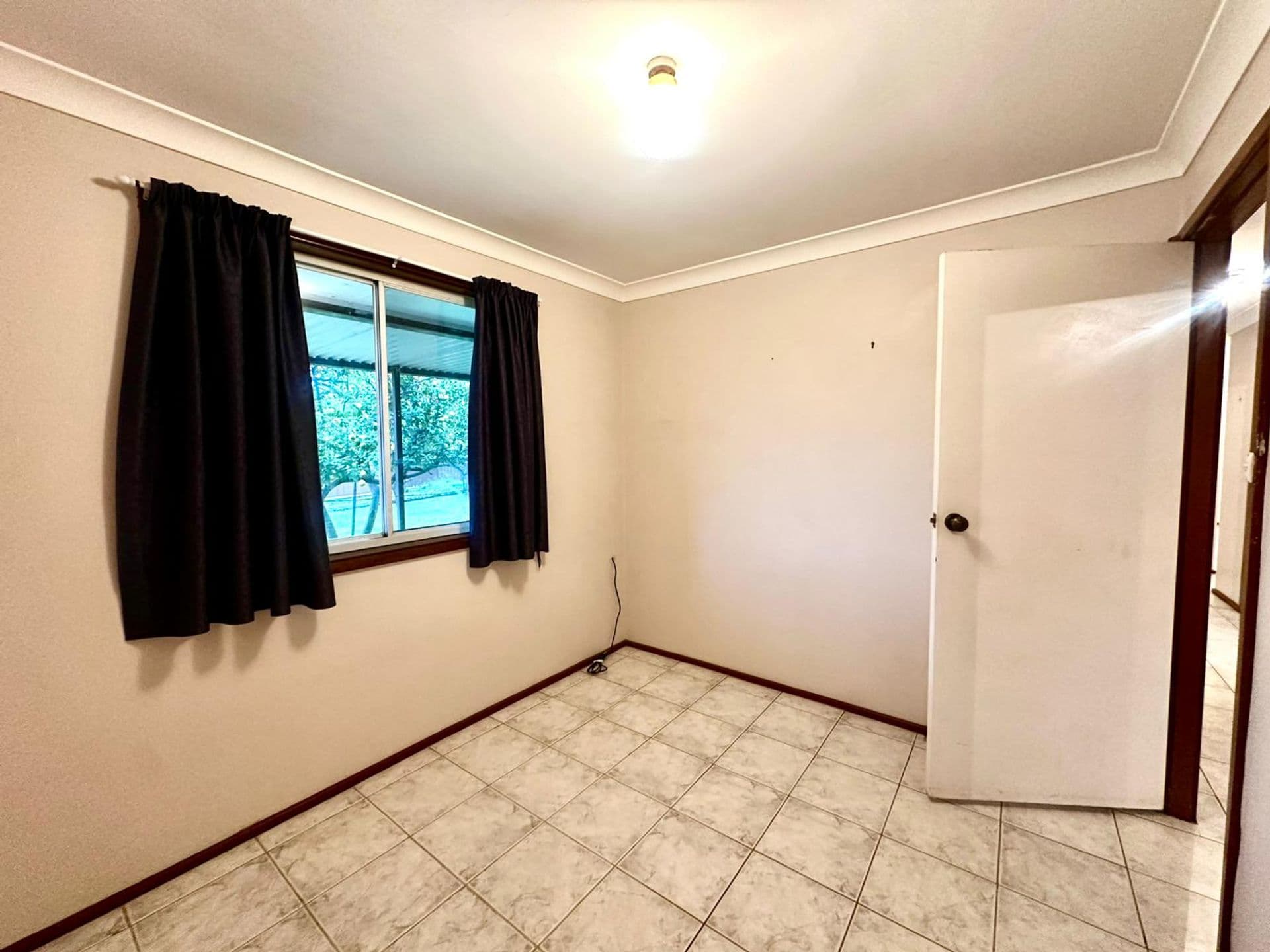 63 Endeavour Street, Seven Hills, NSW, 2147, Seven Hills - Thumbnail 8