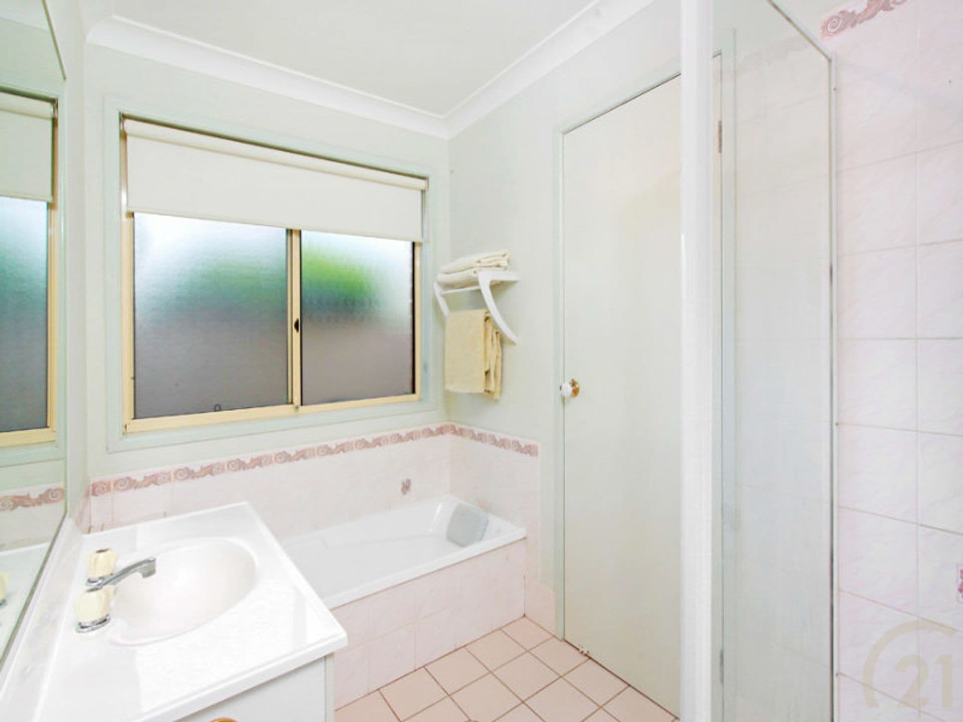 16 Sunningdale Drive, Glenmore Park, NSW, 2745, Glenmore Park - Thumbnail 4
