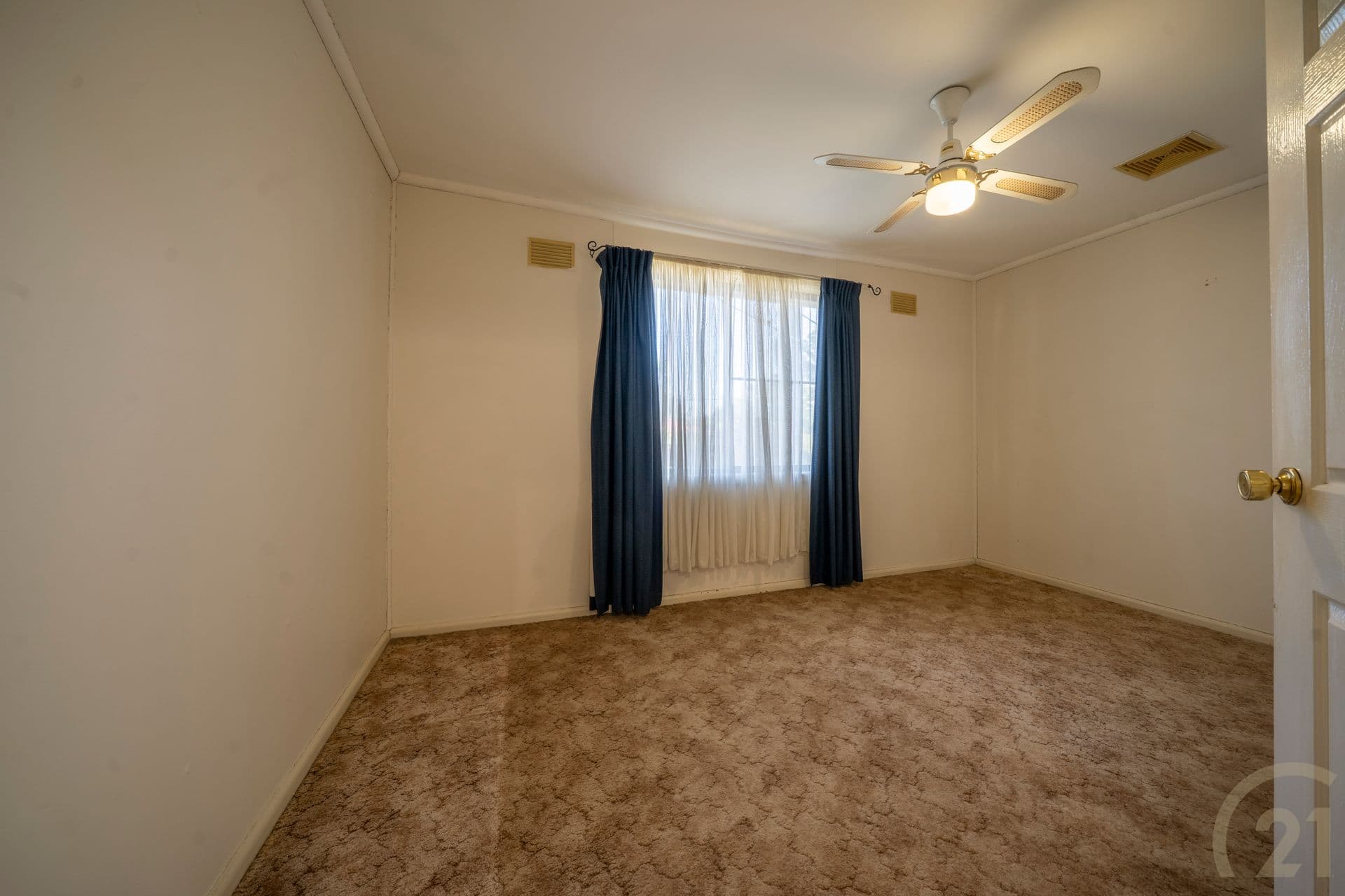 24 Blamey Street, Colyton, NSW, 2760, Colyton - Thumbnail 4