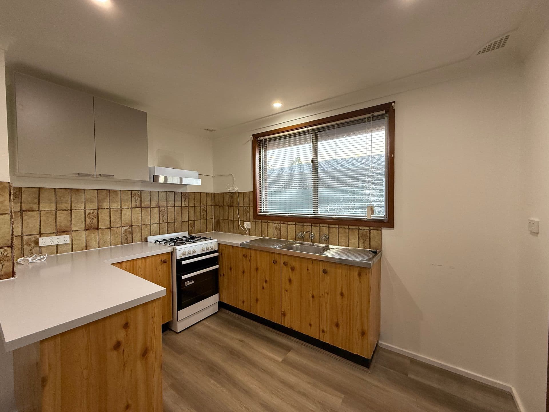 37 Kerwin Circle, Hebersham, NSW, 2770, Hebersham - Thumbnail 2