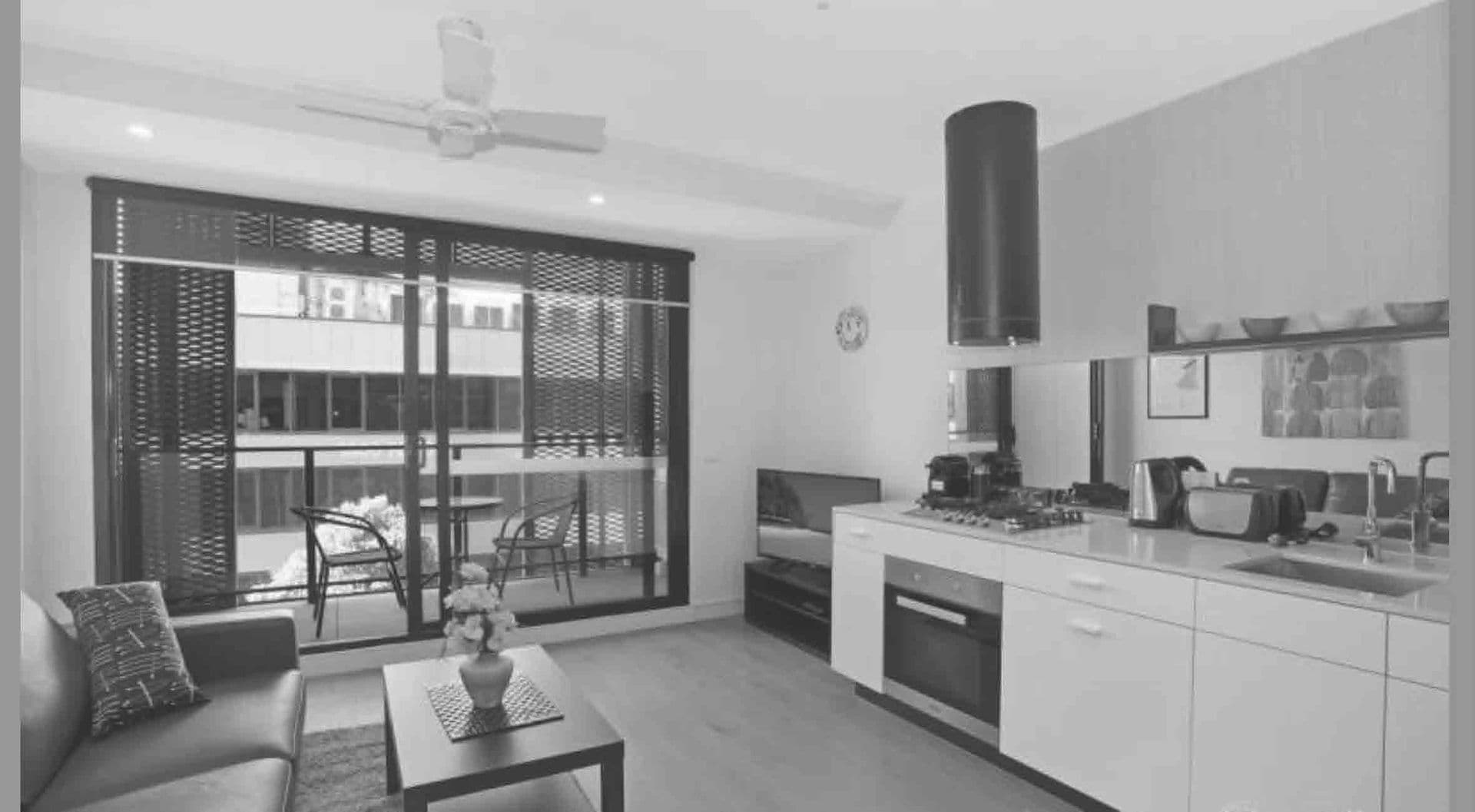 303/6 St Kilda Road, St Kilda - Thumbnail 2