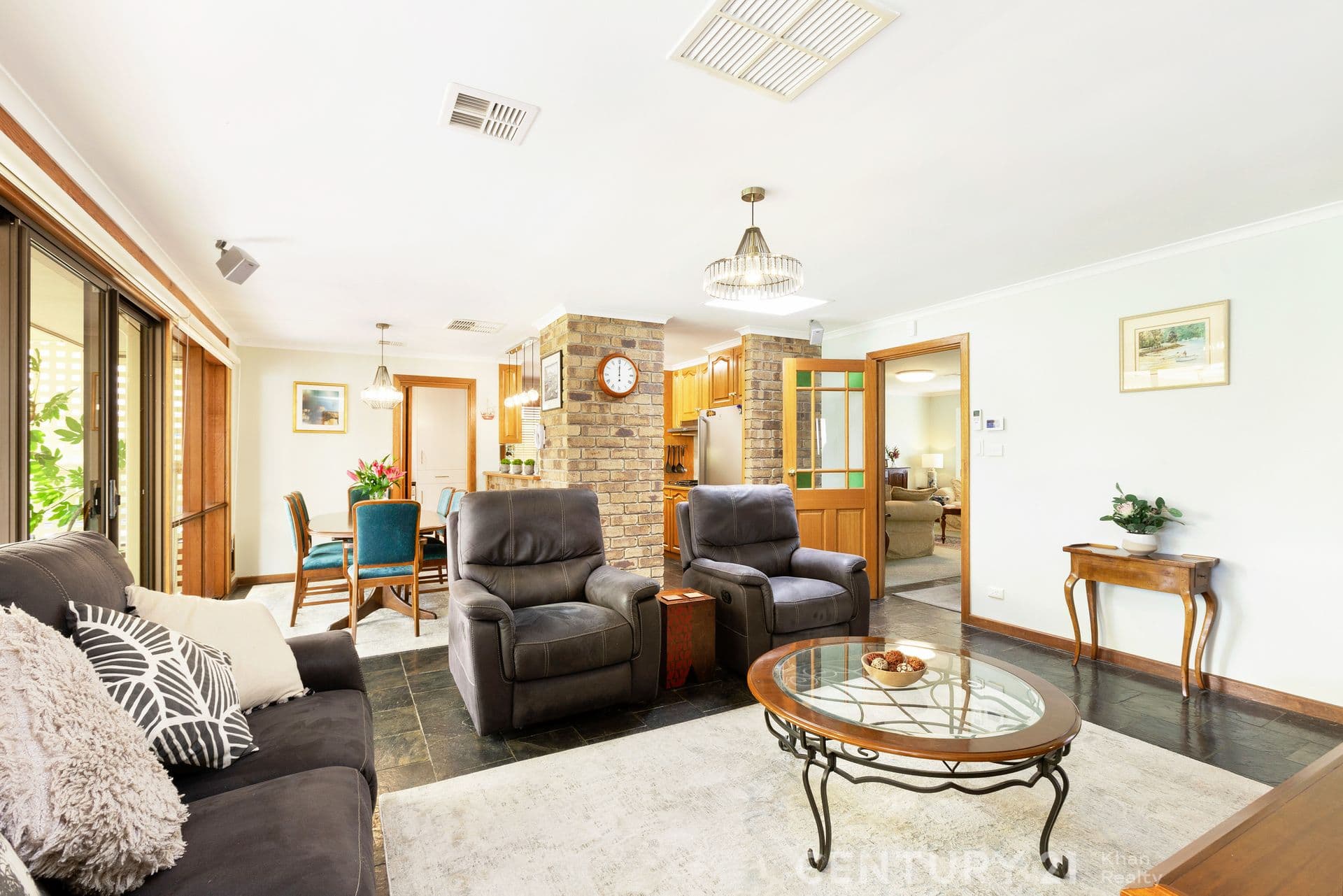 53 Quinvale Road, Hallett Cove, SA, 5158, Hallett Cove - Thumbnail 2